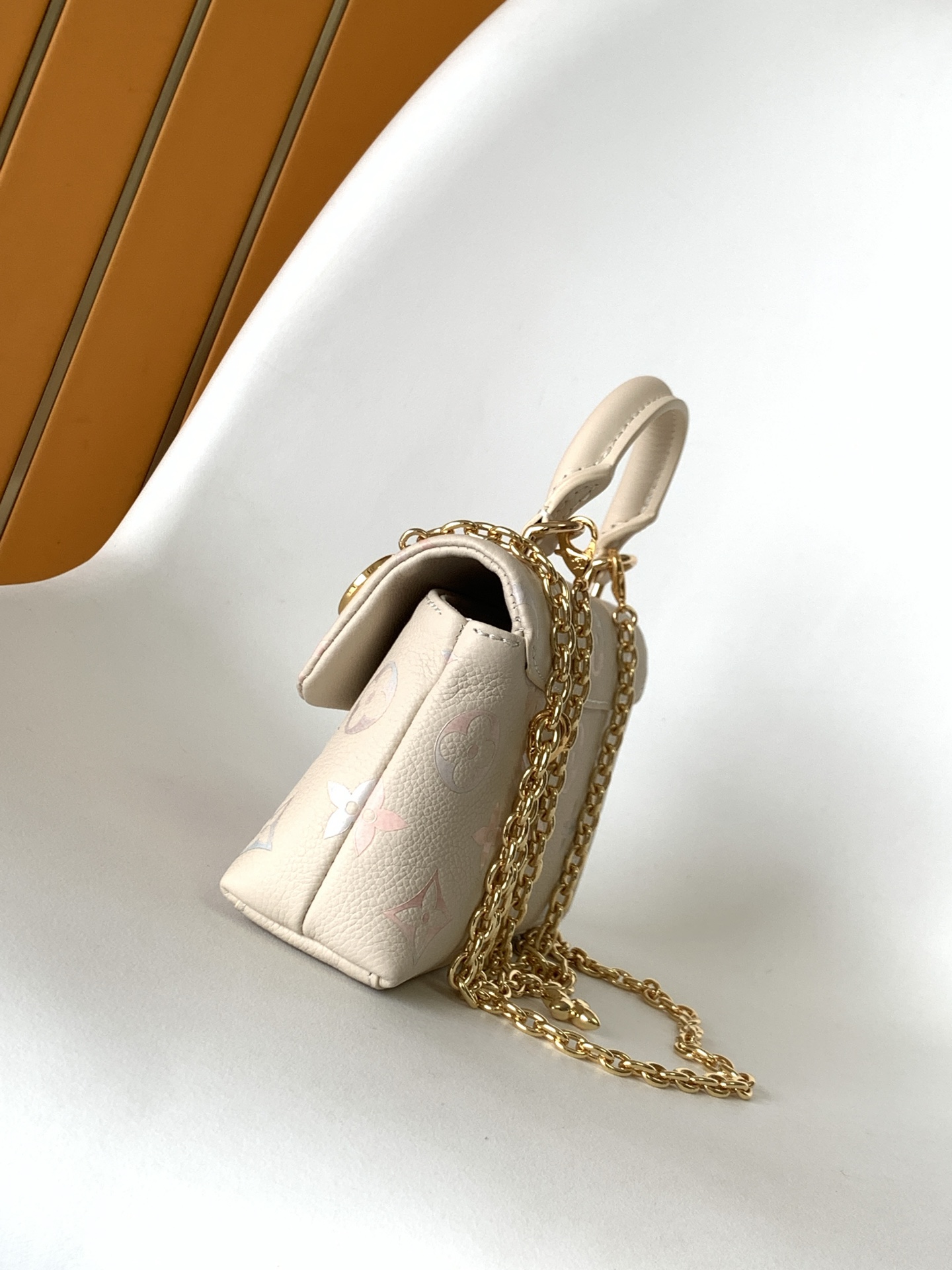 LV 루이비통 Nano Madeleine 핸드백 토트백 숄더백 가방