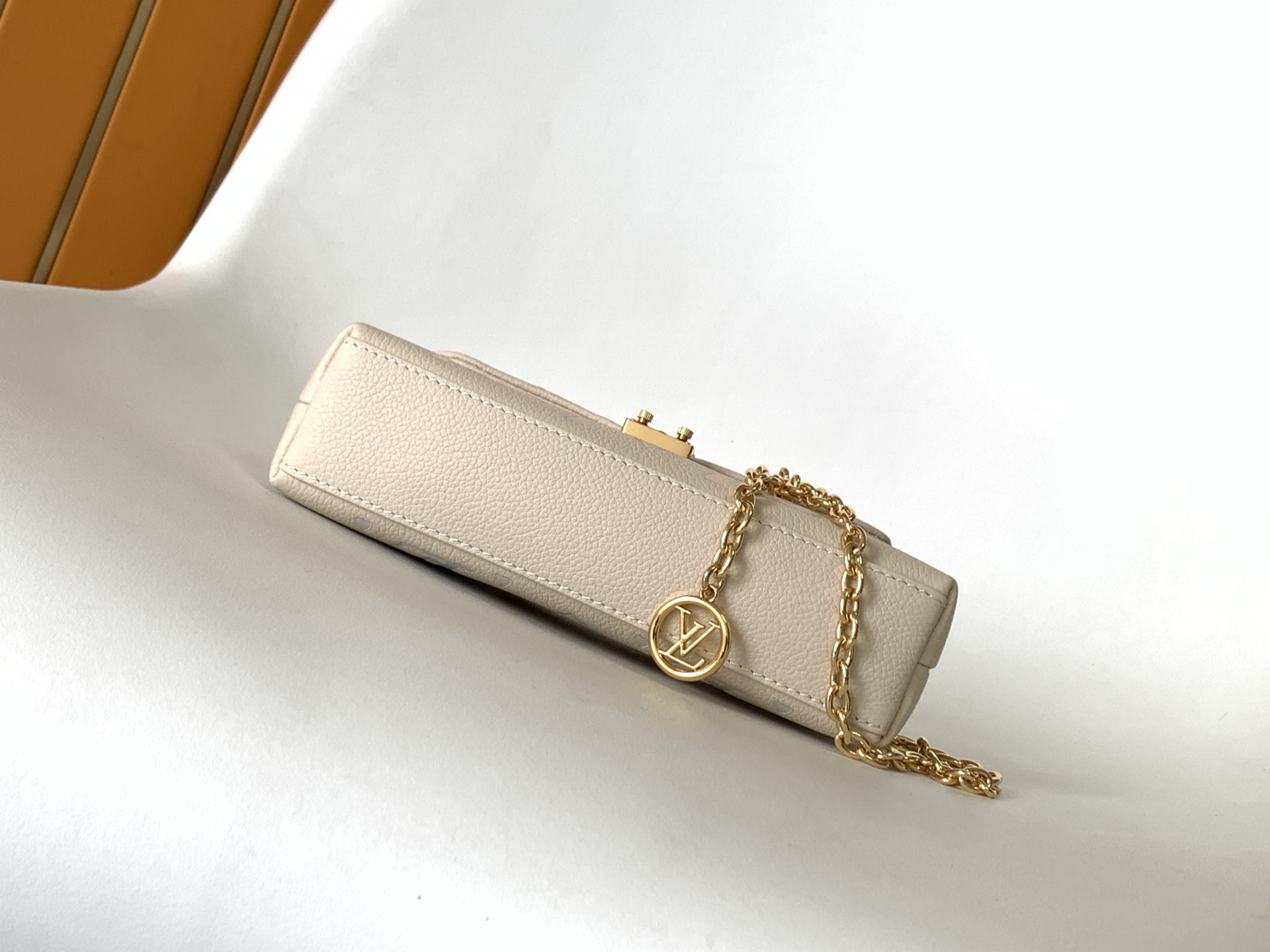 LV 루이비통 Nano Madeleine 핸드백 토트백 숄더백 가방