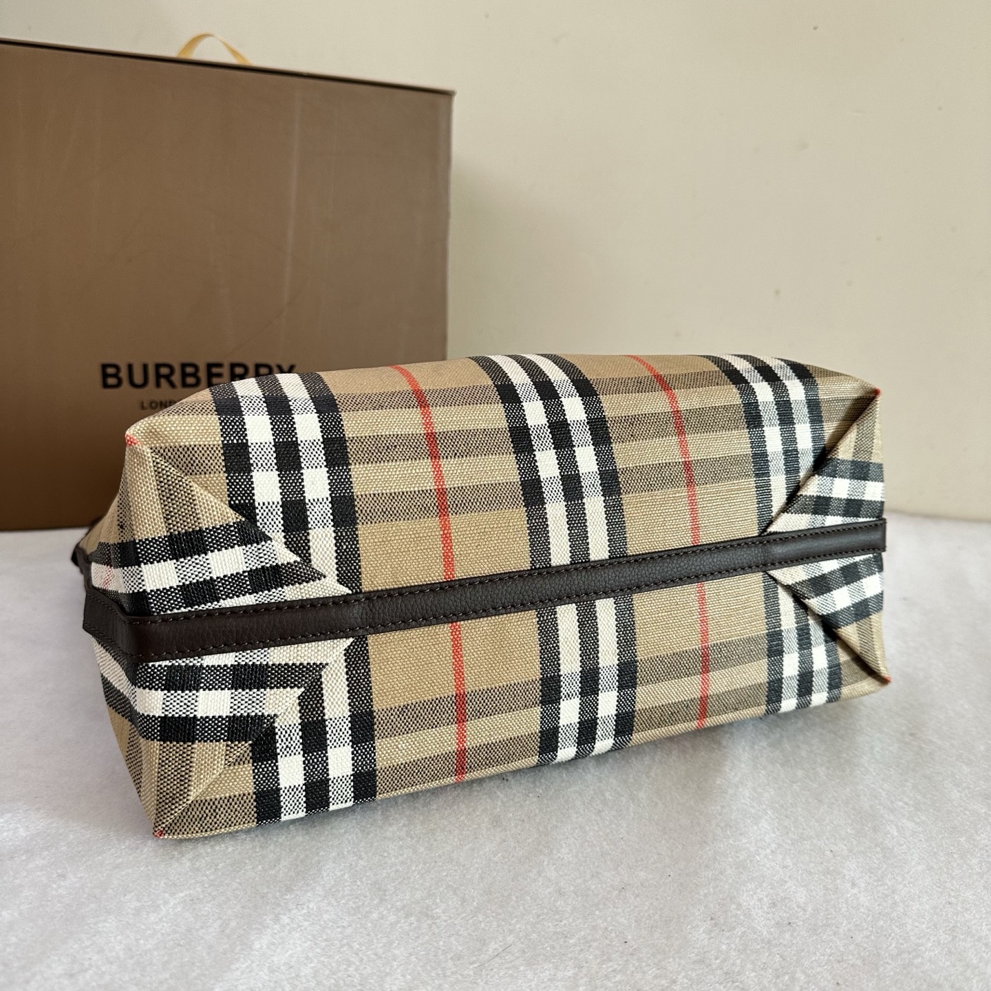 Burberry 버버리 Highlands 숄더백 가방