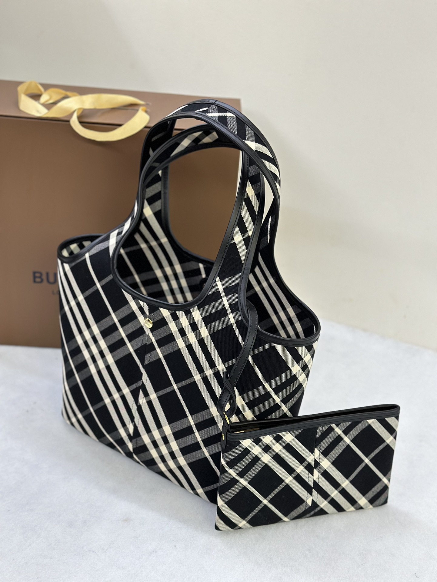 Burberry 버버리 토트백 가방