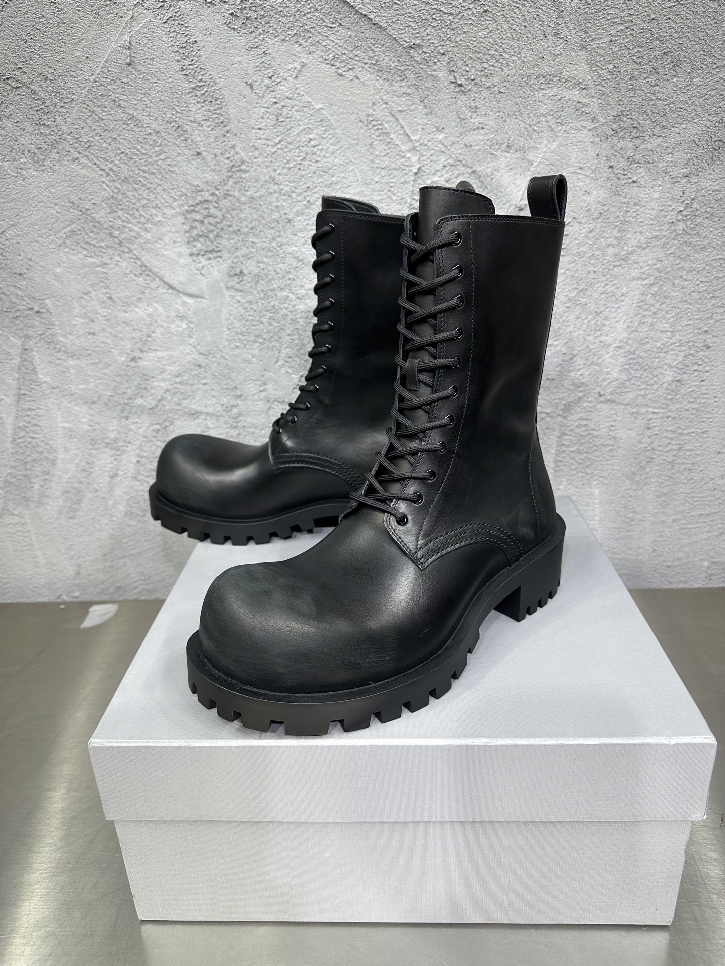 Balenciaga 발렌시아가 남성 레이스업 부츠 신발