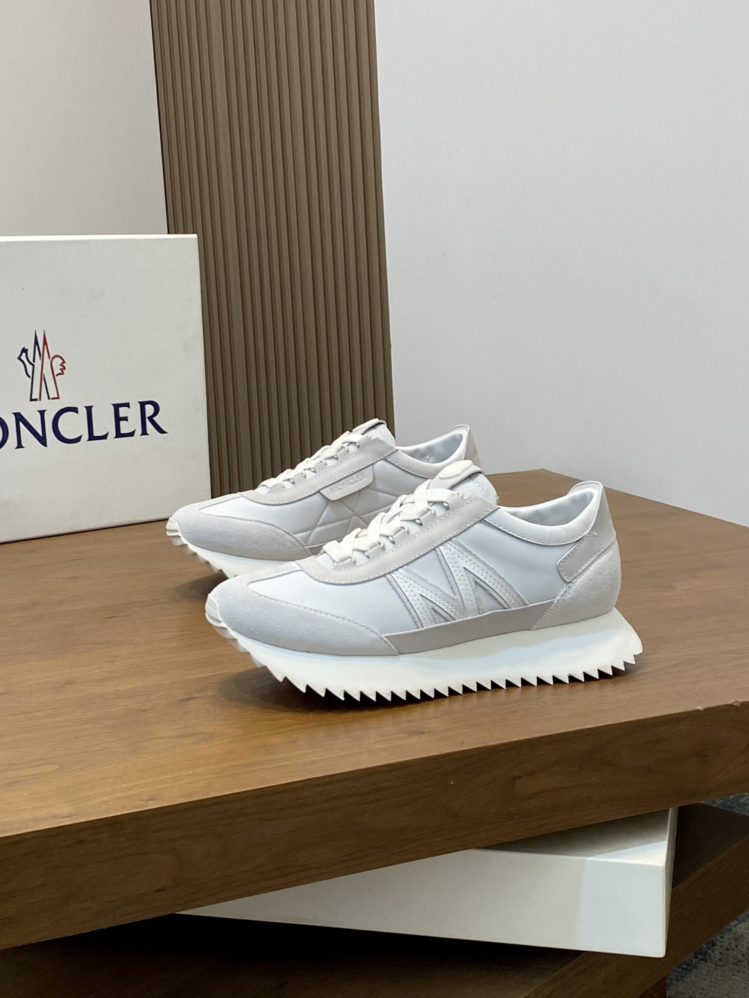 Moncler 몽클레어 남성 스니커즈 신발