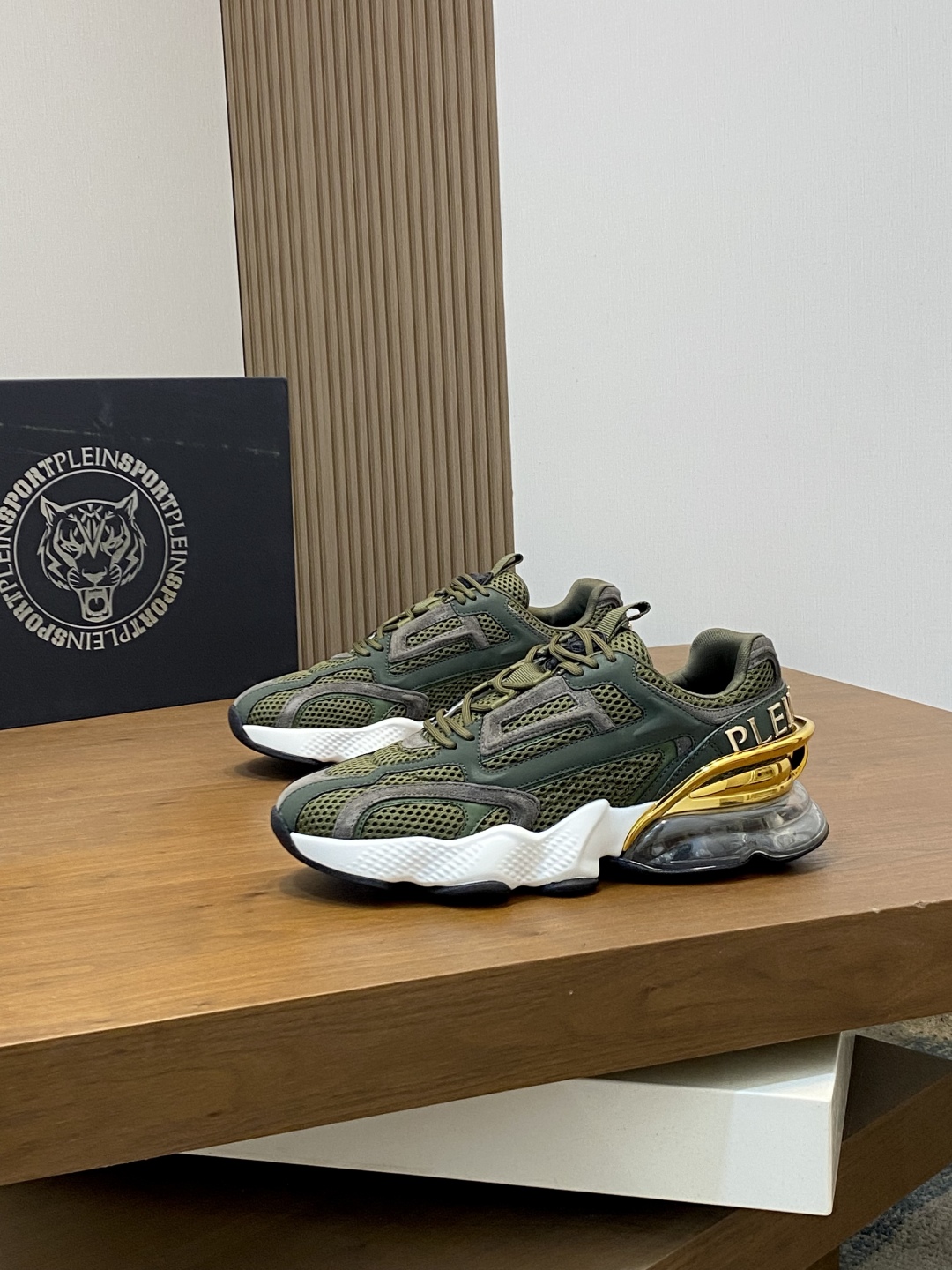 Philipp Plein 필립플레인 남성 로우탑 스니커즈 신발