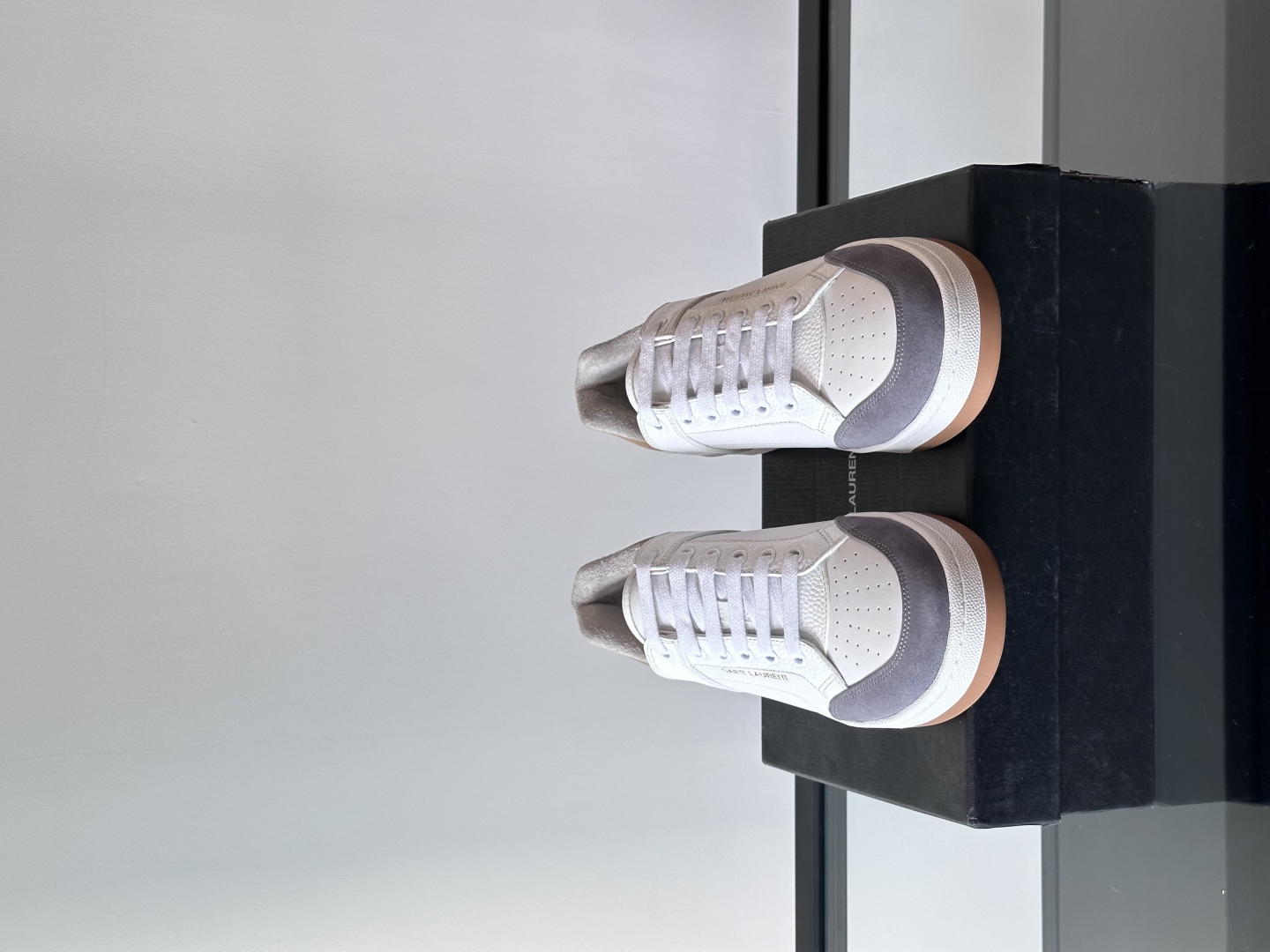 Saint Laurent YSL 생로랑 남성 로우탑 스니커즈 신발