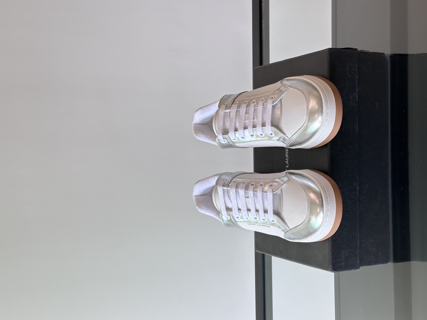 Saint Laurent YSL 생로랑 남성 로우탑 스니커즈 신발