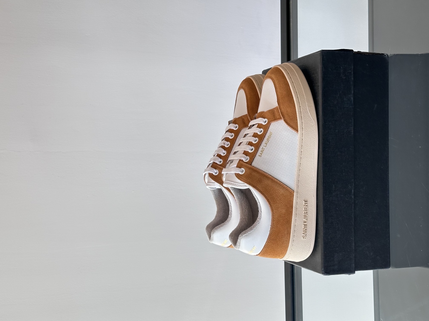 Saint Laurent YSL 생로랑 남성 로우탑 스니커즈 신발