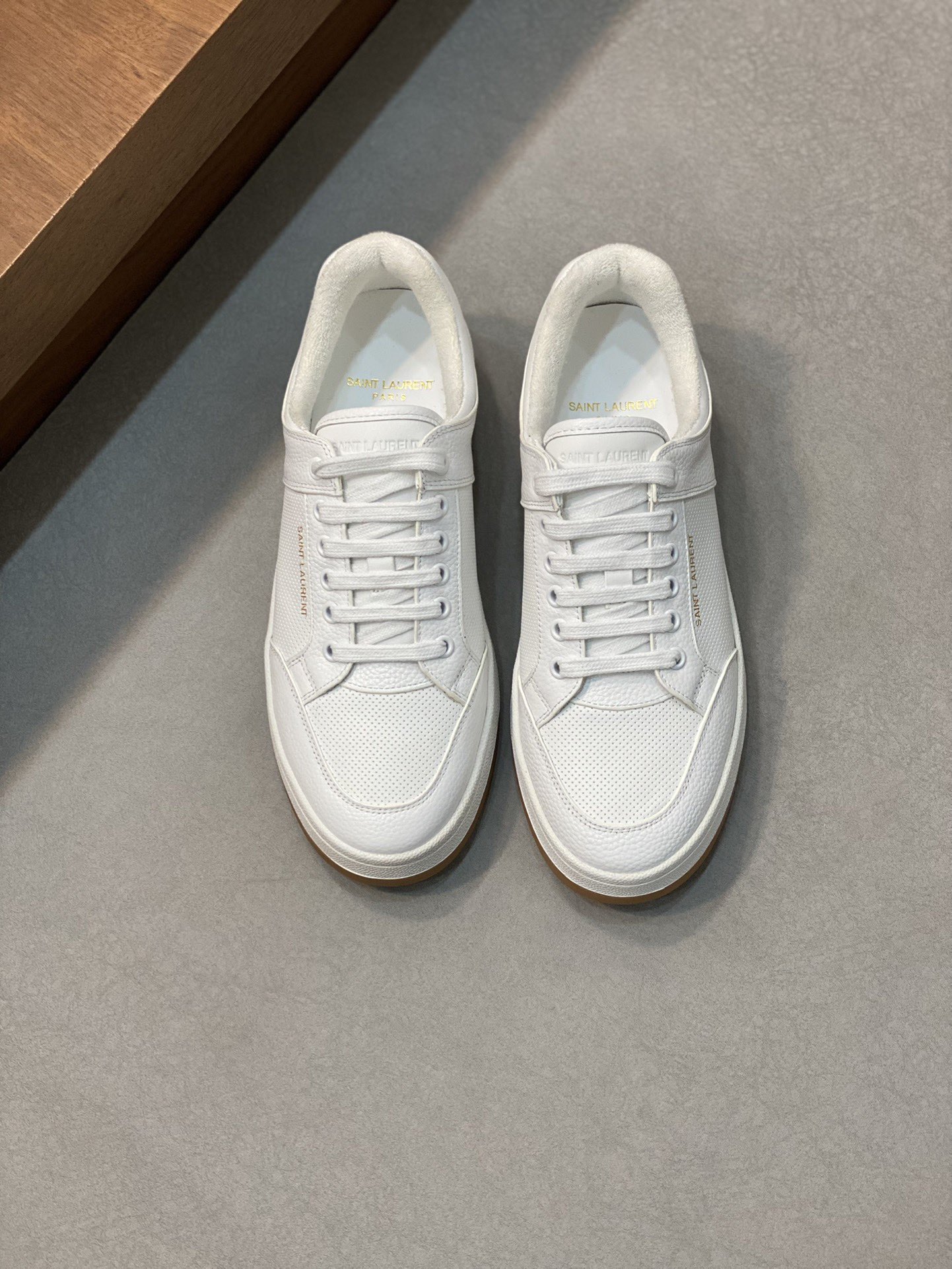 YSL Saint Laurent SL/61 생로랑 로우탑 스니커즈 신발