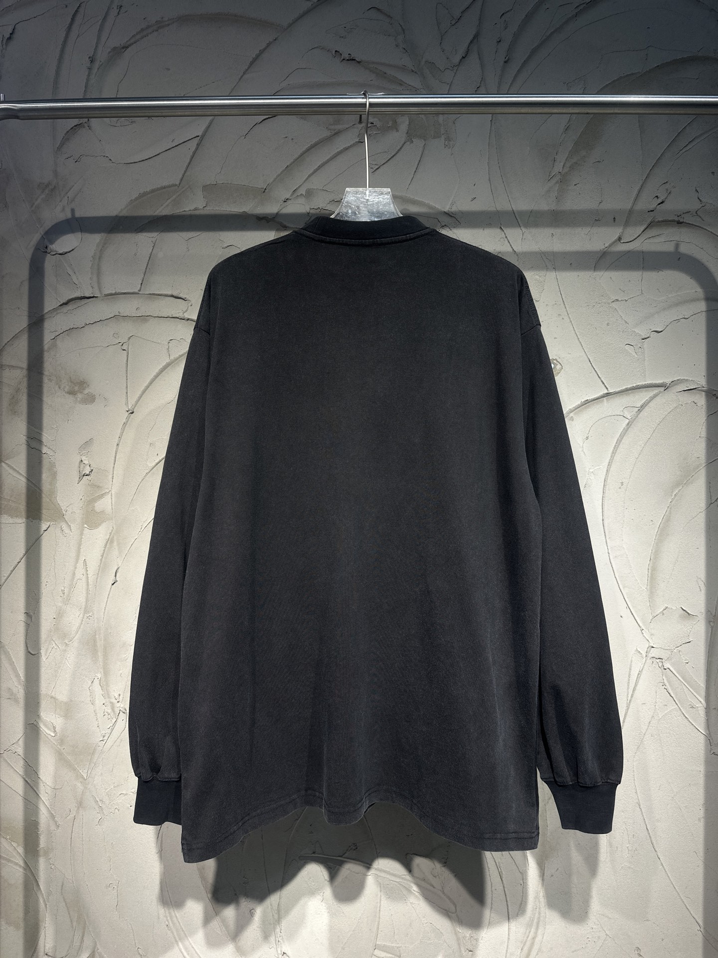 BALENCIAGA 발렌시아가더블B 로고 워싱 티셔츠 의류