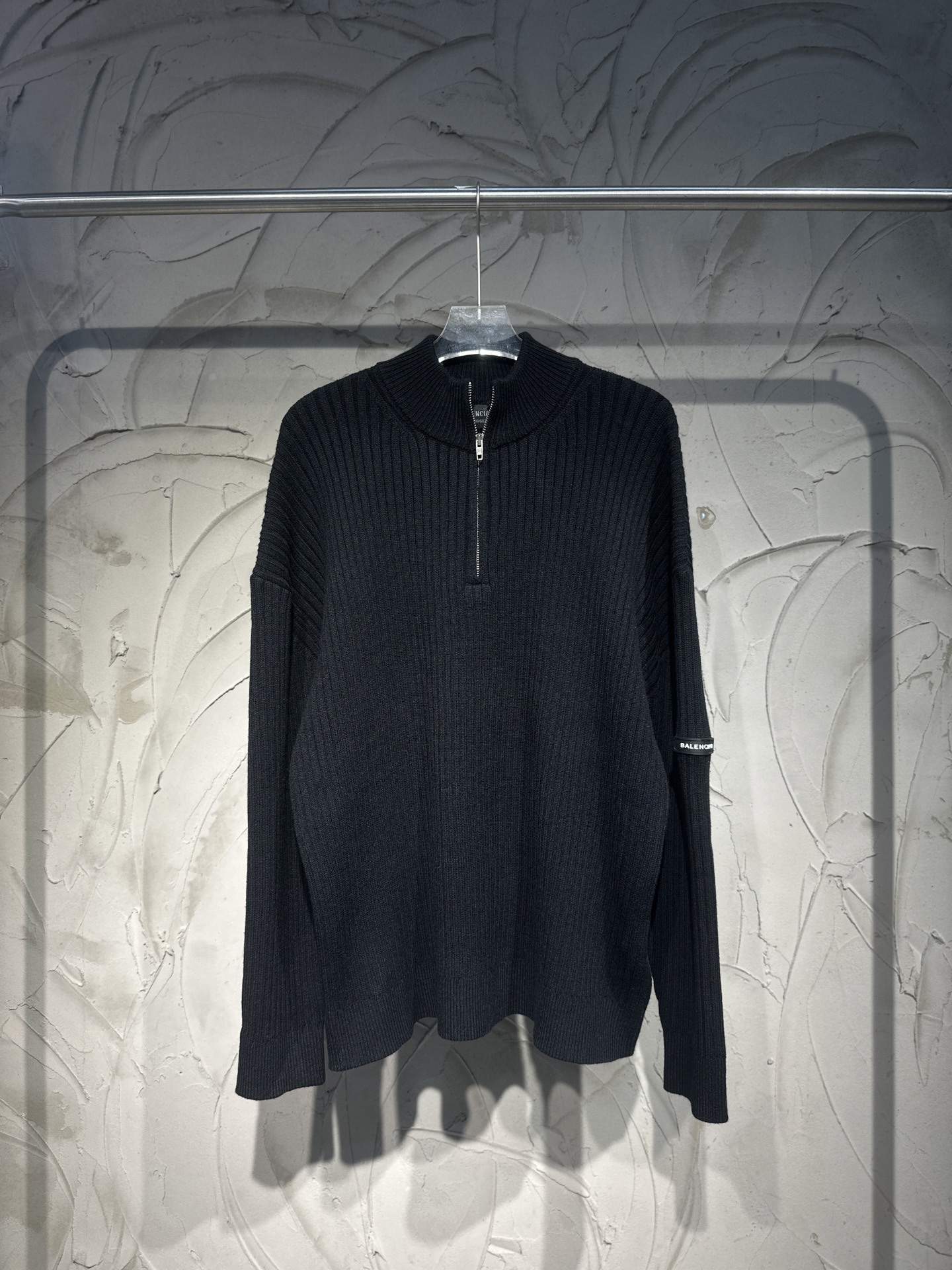 Balenciaga 발렌시아가 하이넥 반집업 긴팔 니트 의류