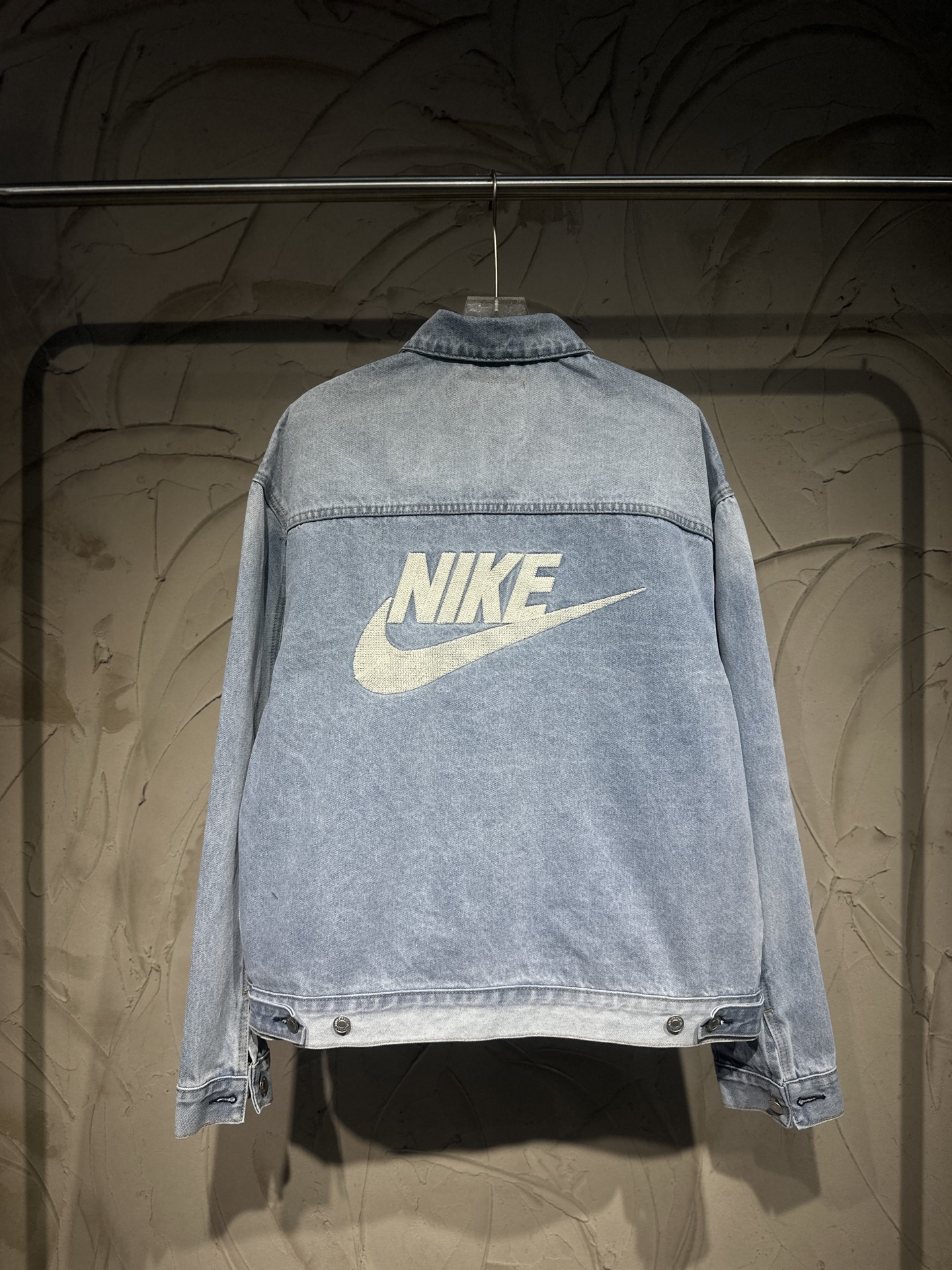 Levi’s x Nike 콜라보 자수 워시드 빈티지 데님 재킷 자켓 의류