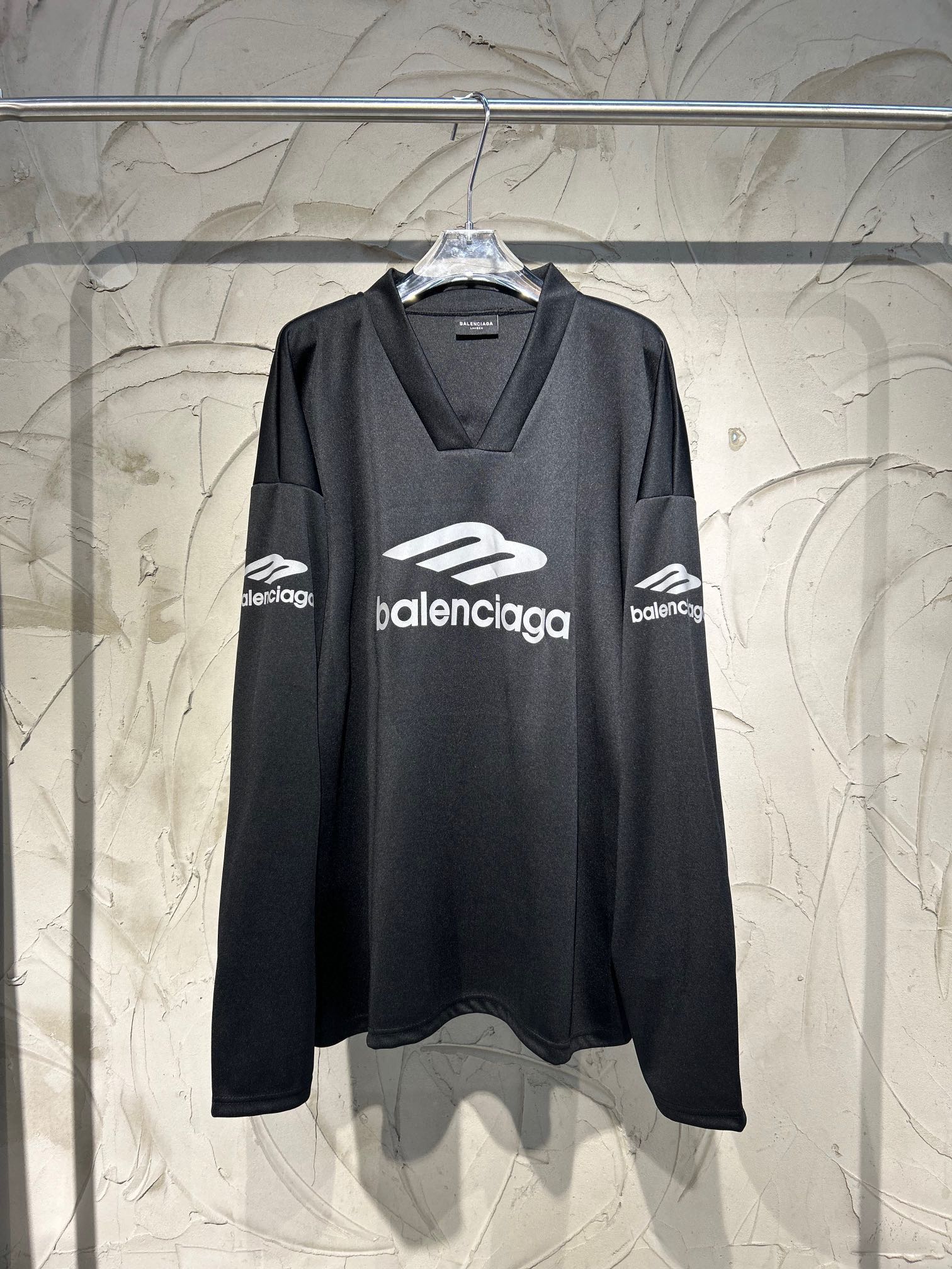 Balenciaga 발렌시아가 스키웨어 V넥 긴팔 티셔츠 의류