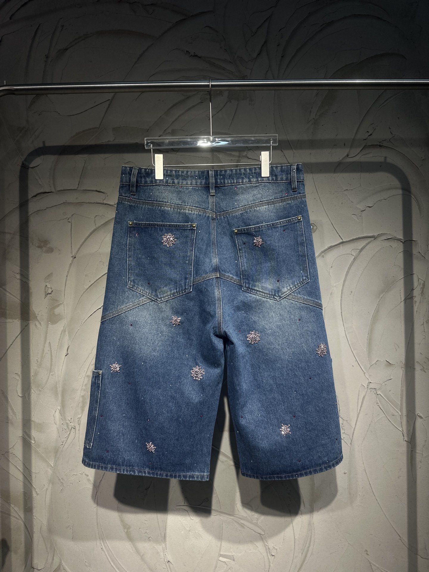 LOUIS VUITTON x Nigo LV 루이비통 자수 벚꽃 데님 7부 팬츠 바지 의류