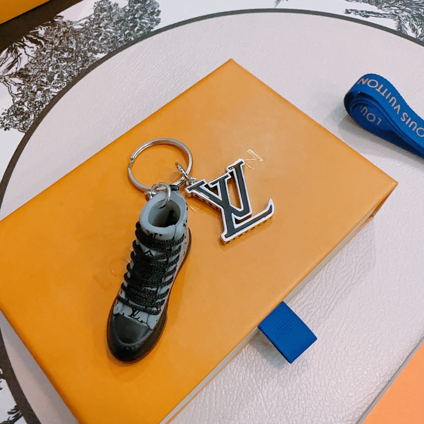 Louis Vuitton LV 루이비통 키링 악세사리