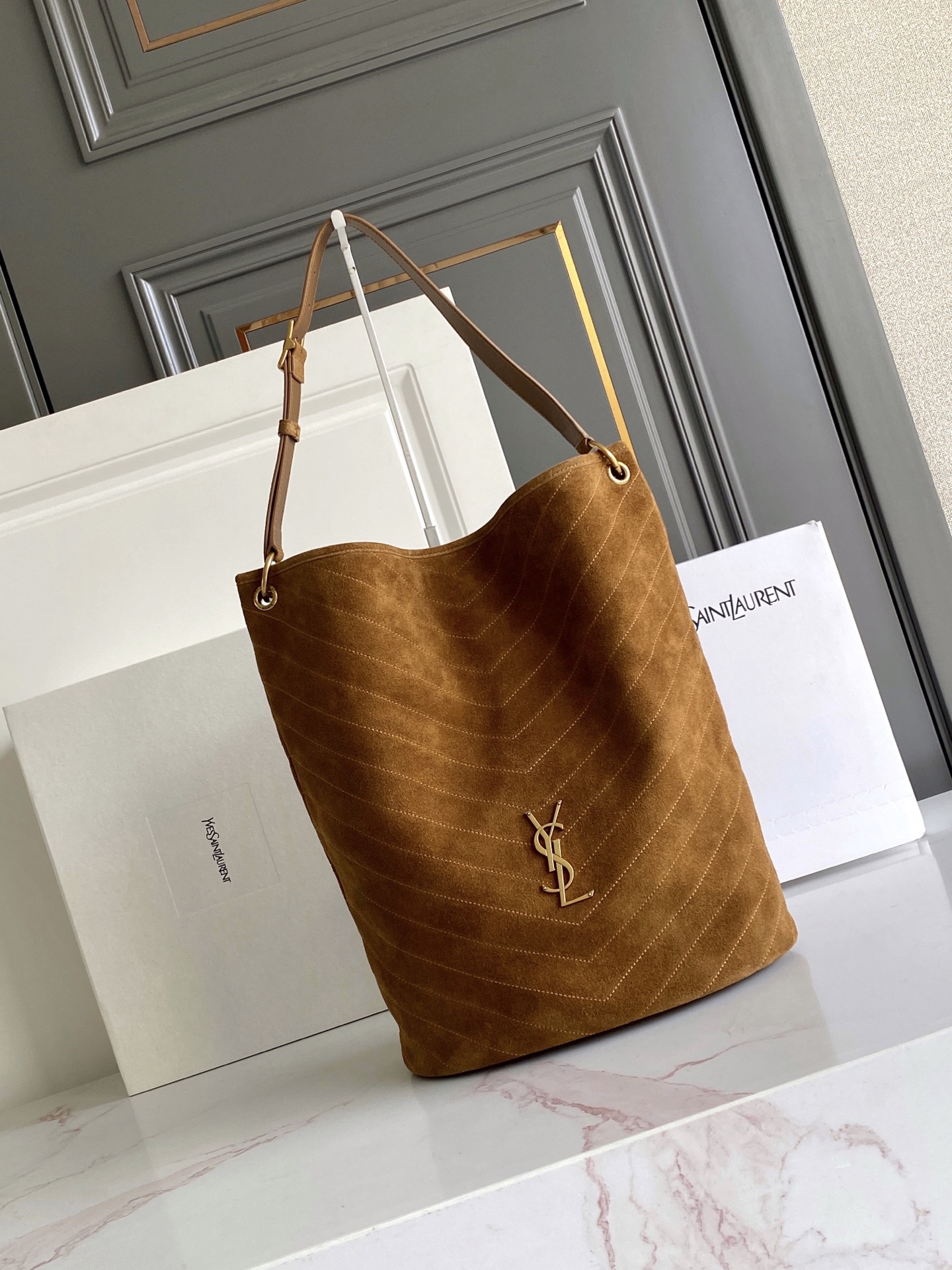 YSL NIKI 생로랑 소프트 스웨이드 버킷백 숄더백 가방