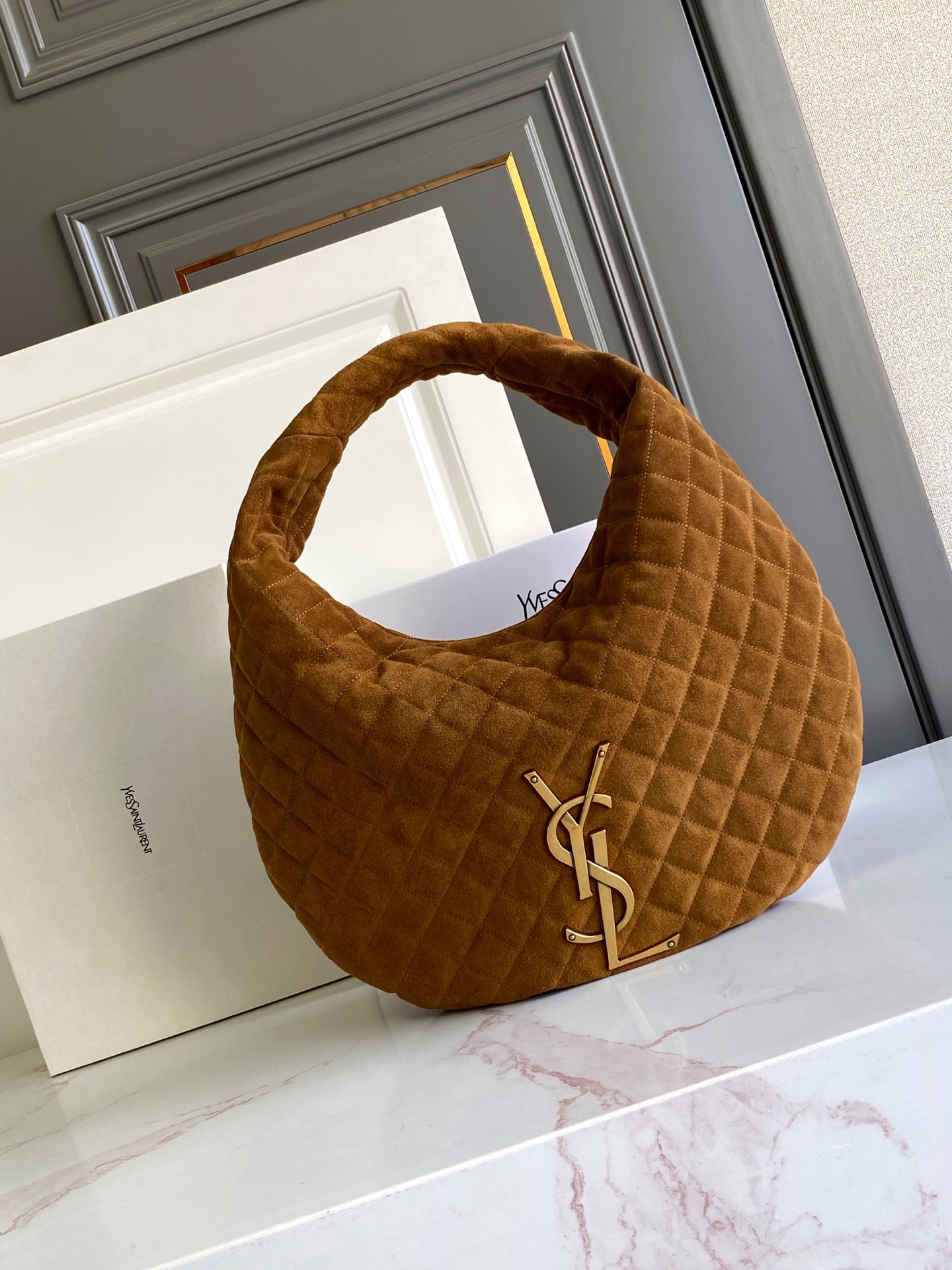 YSL ICARE 생로랑 퀼팅 스웨이드 호보백 가방