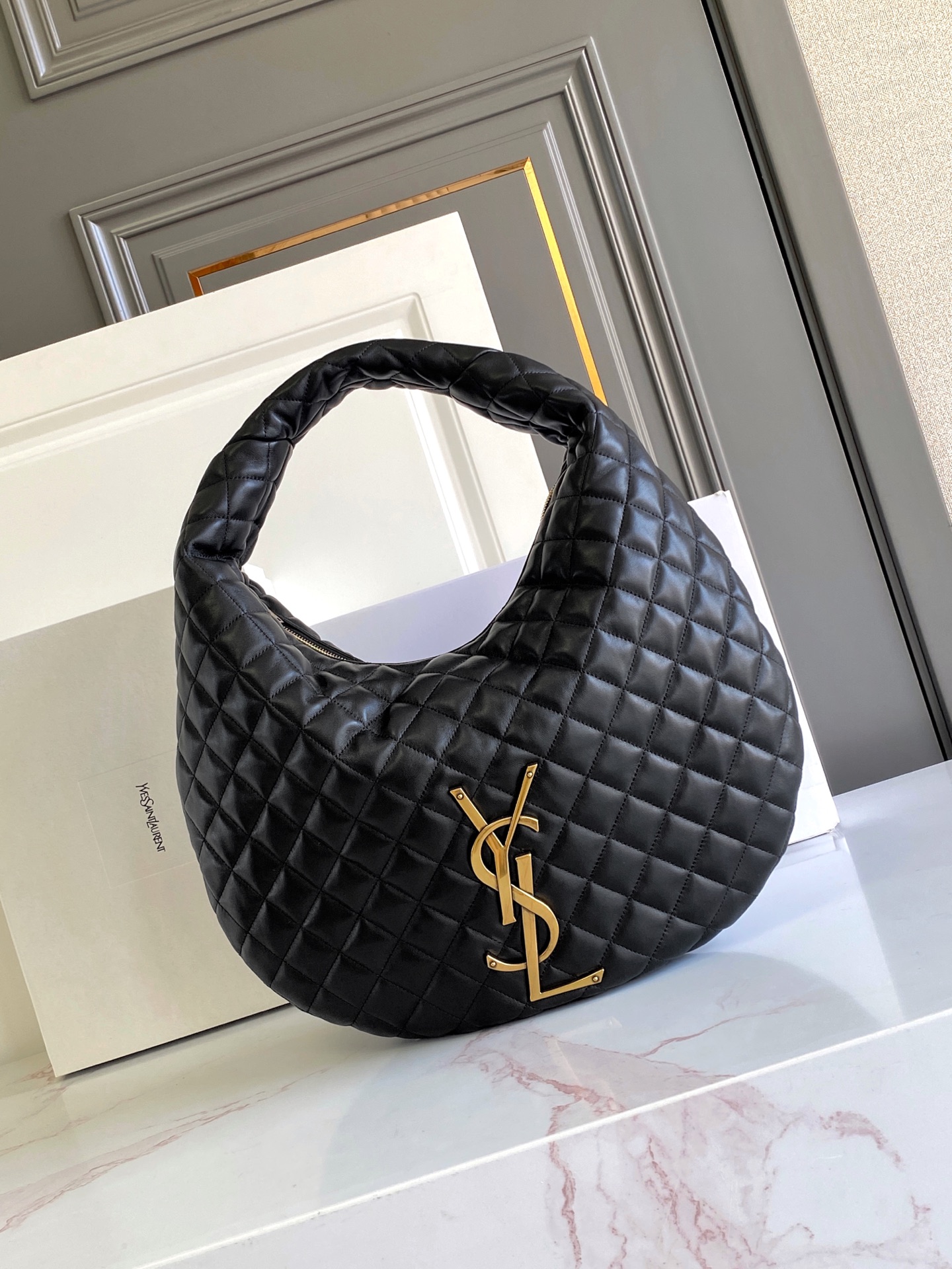 YSL ICARE 생로랑 퀼팅 나파 가죽 호보백 가방