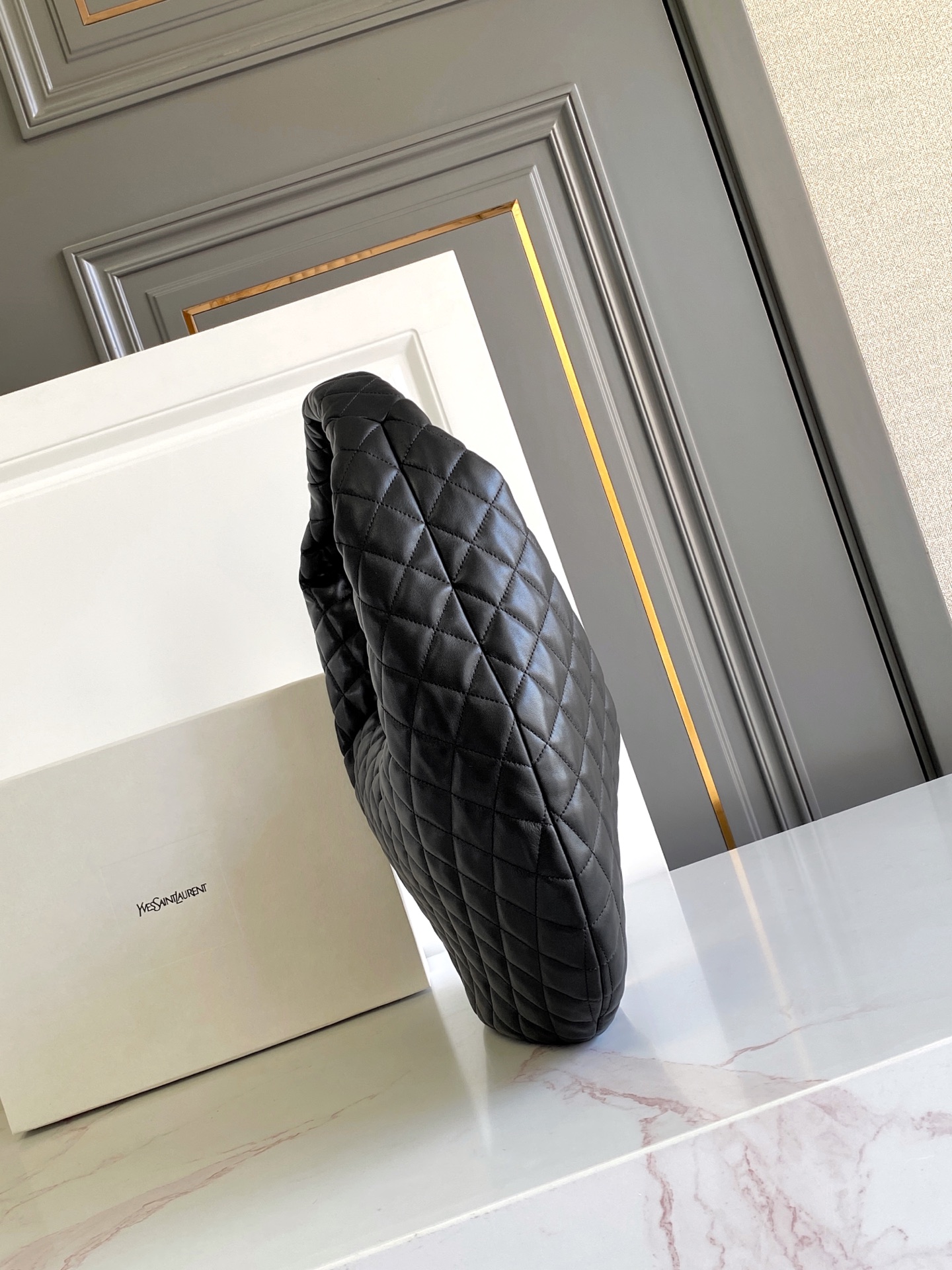 YSL ICARE 생로랑 퀼팅 나파 가죽 호보백 가방