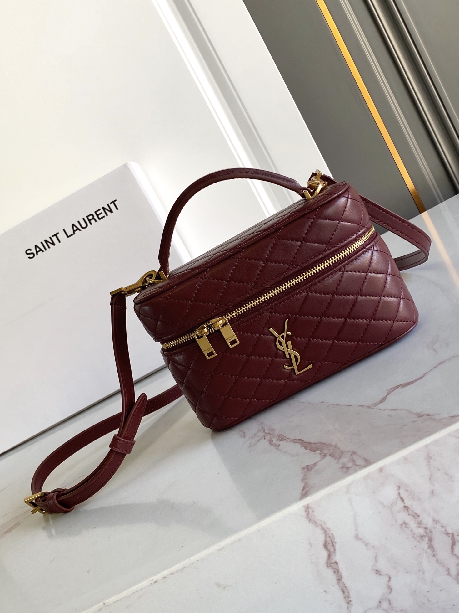 YSL GABY VANITY BAG 생로랑 미니 양가죽 크로스바디 가방