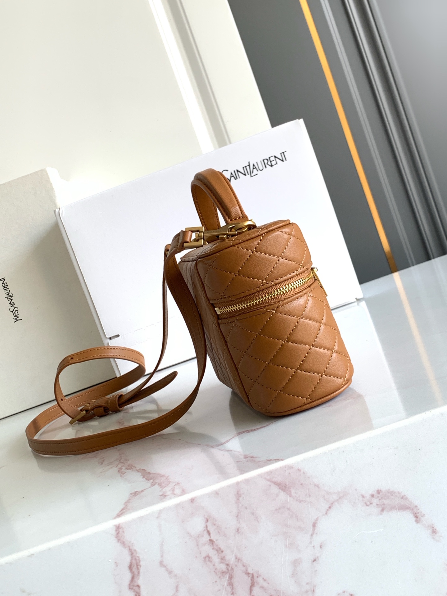 YSL GABY VANITY BAG 생로랑 미니 양가죽 크로스바디 가방