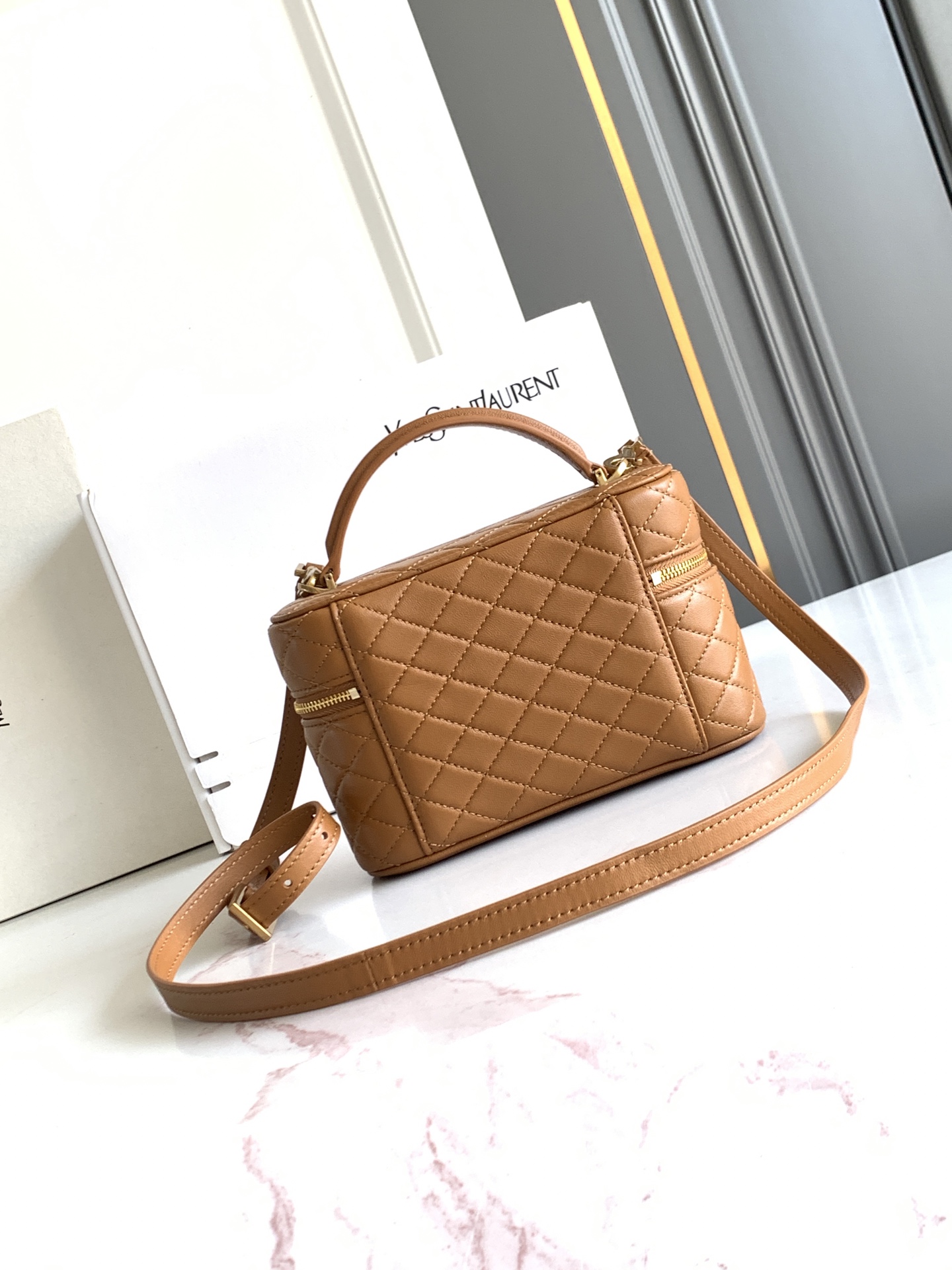 YSL GABY VANITY BAG 생로랑 미니 양가죽 크로스바디 가방
