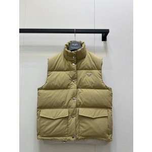 Prada 프라다 하이넥 다운 베스트 조끼 의류