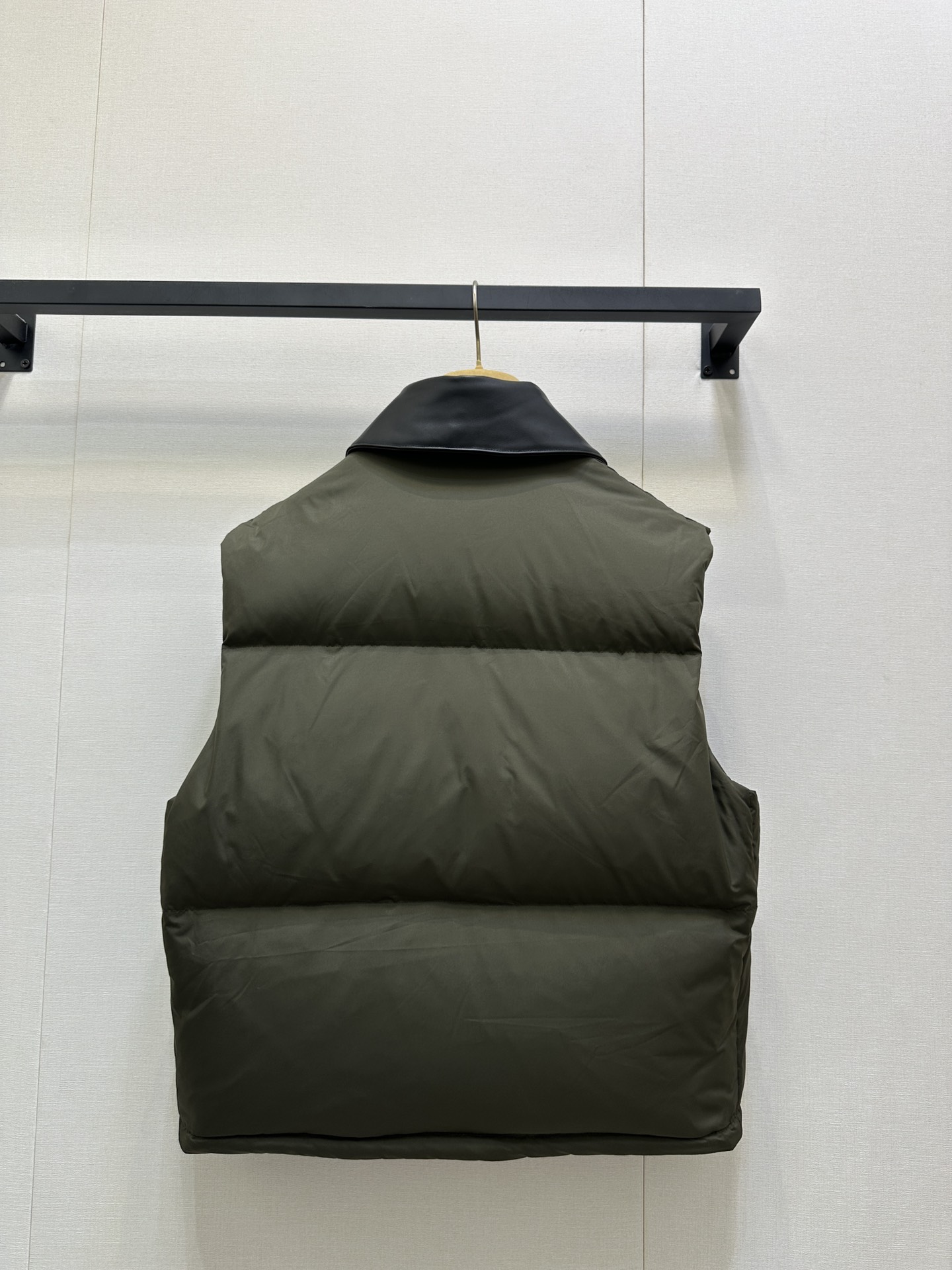 miumiu 미우미우 다운 베스트 패딩 조끼 의류