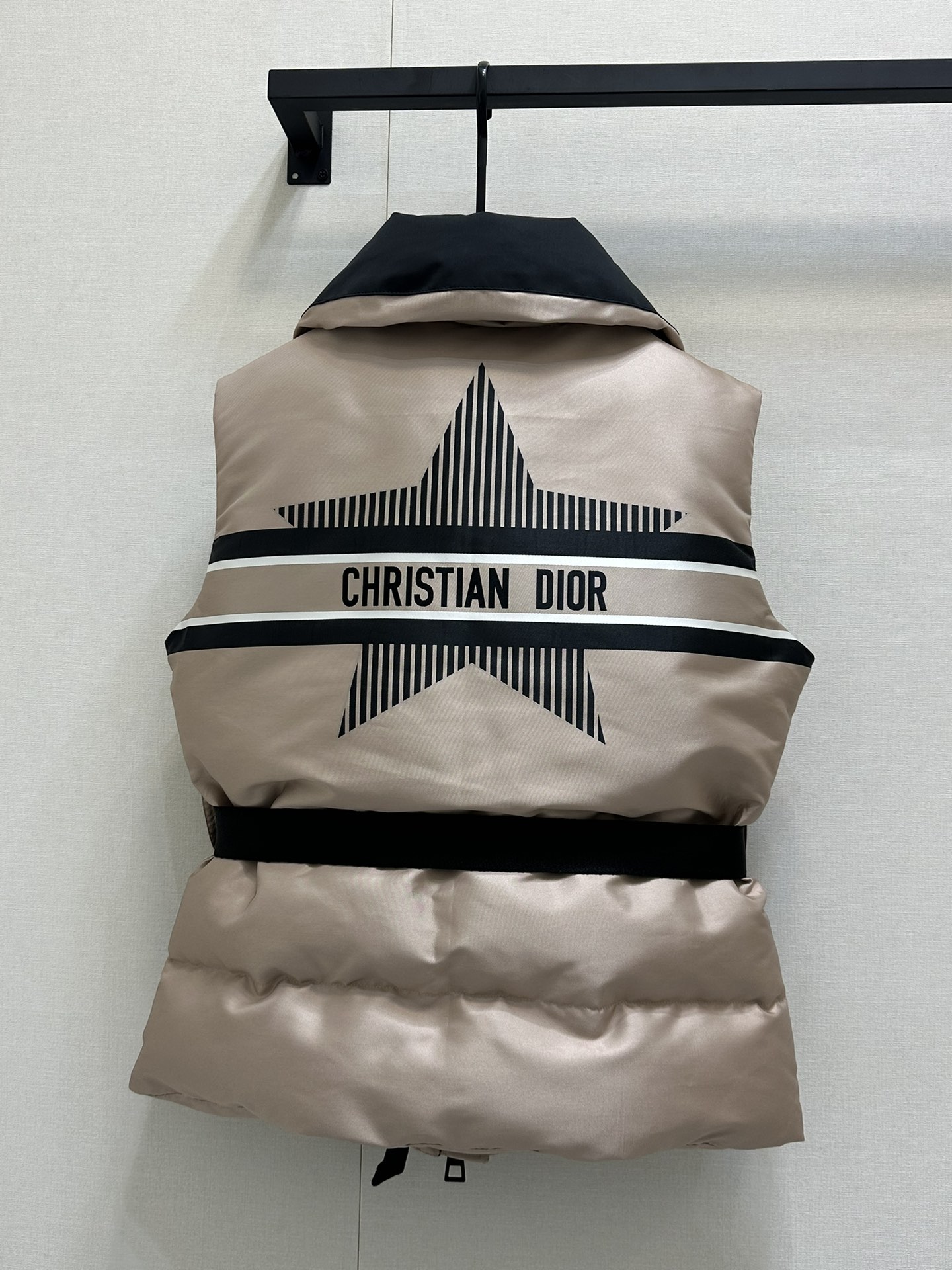 Dior CD 디올 자카드 벨트 다운 베스트 조끼 의류