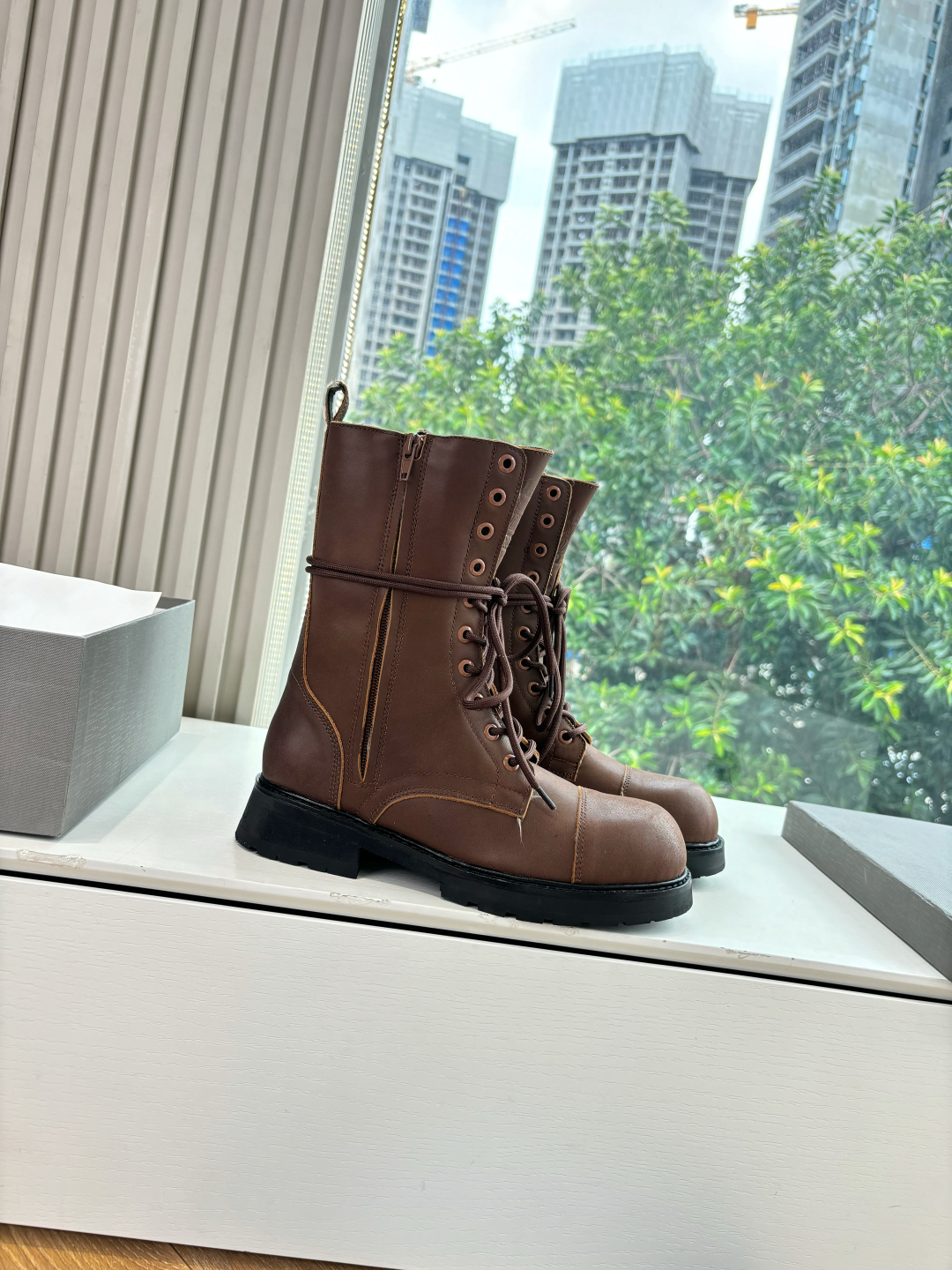 Balenciaga 발렌시아가 레이스업 마틴 부츠 / 바이커 부츠 신발