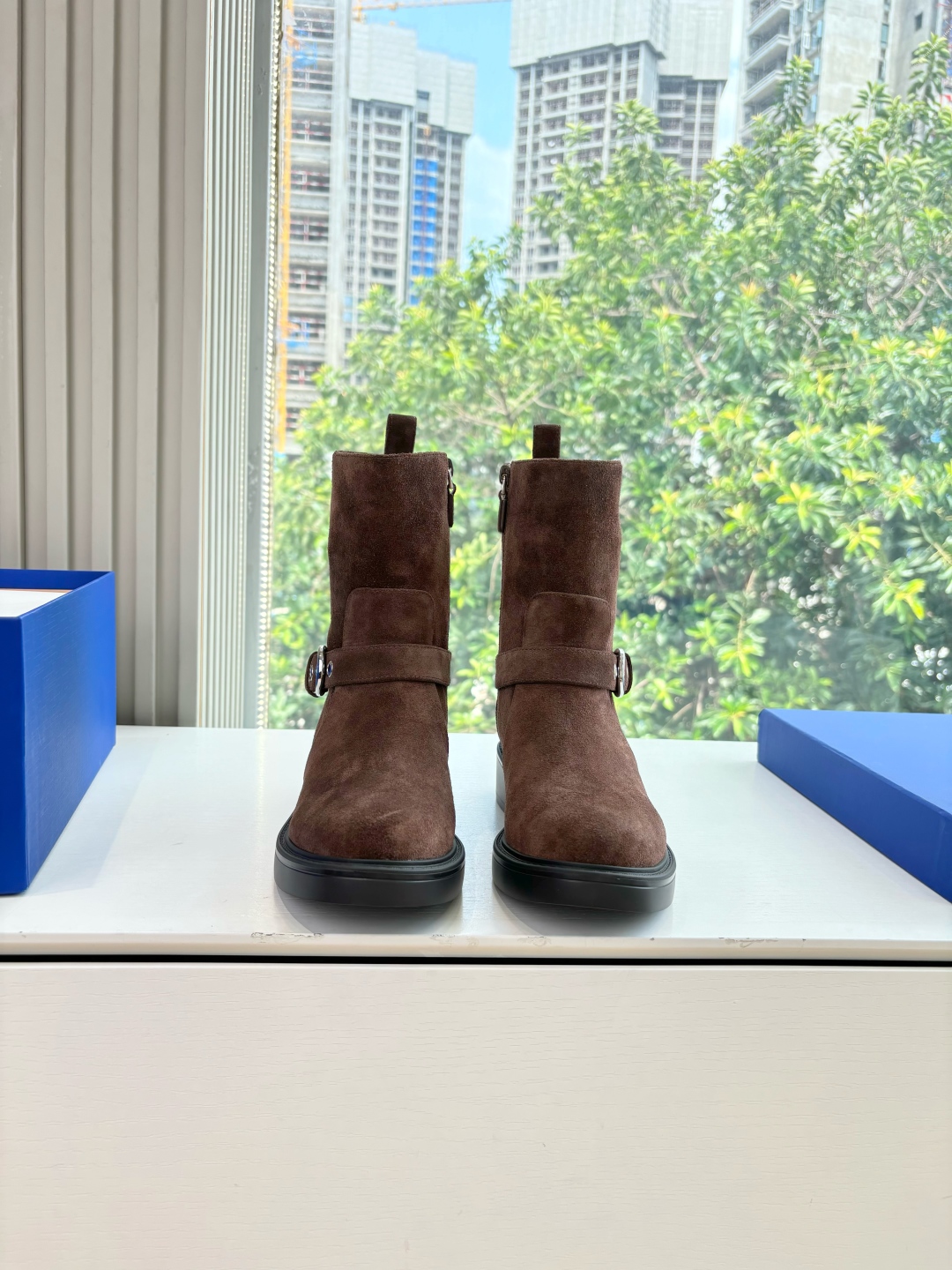 Stuart Weitzman 스튜어트 와이츠먼 기계식 버클 숏 부츠 신발