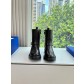 Stuart Weitzman 스튜어트 와이츠먼 기계식 버클 숏 부츠 신발
