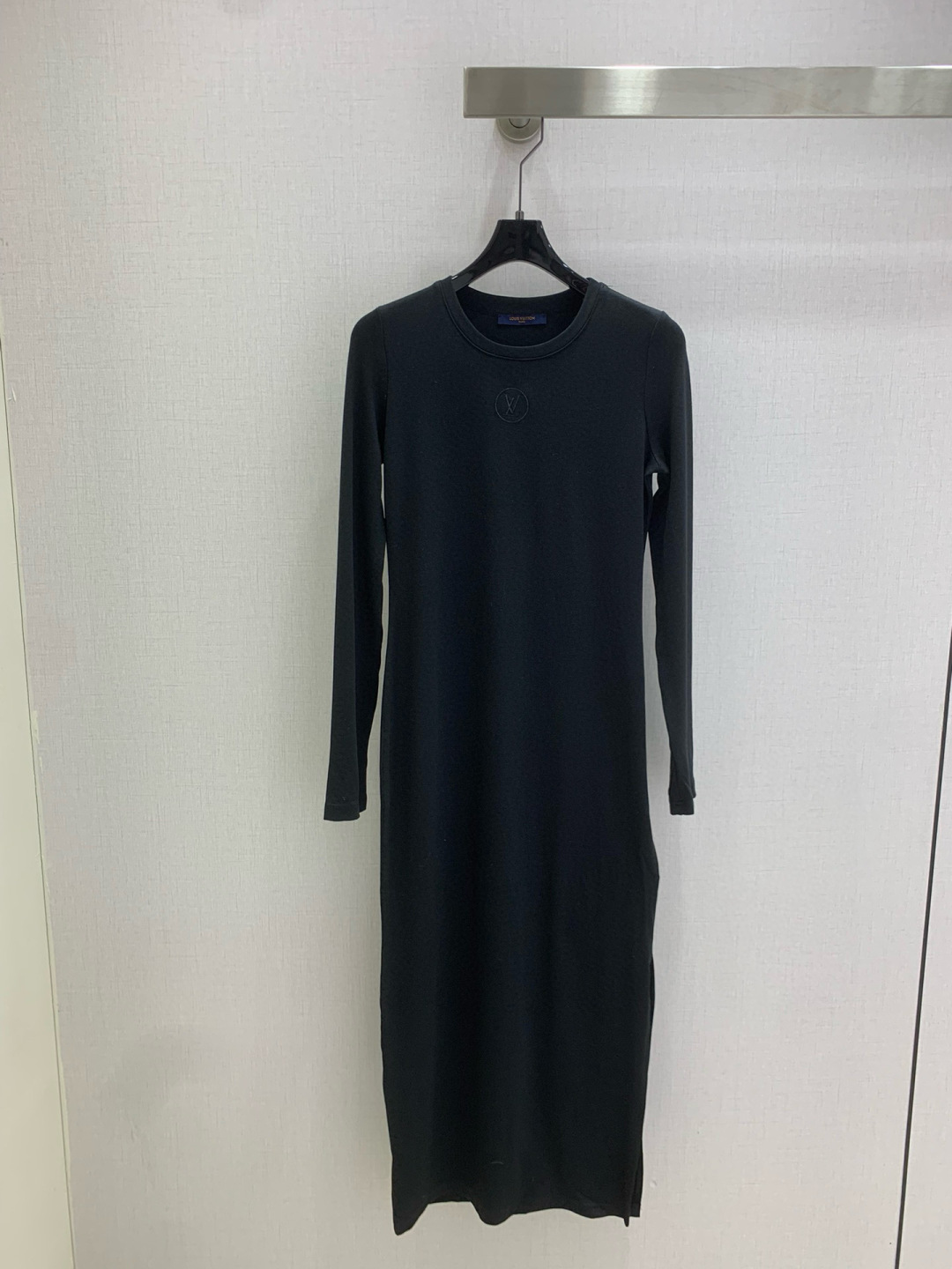 LV 루이비통 자수 트임 원피스 의류