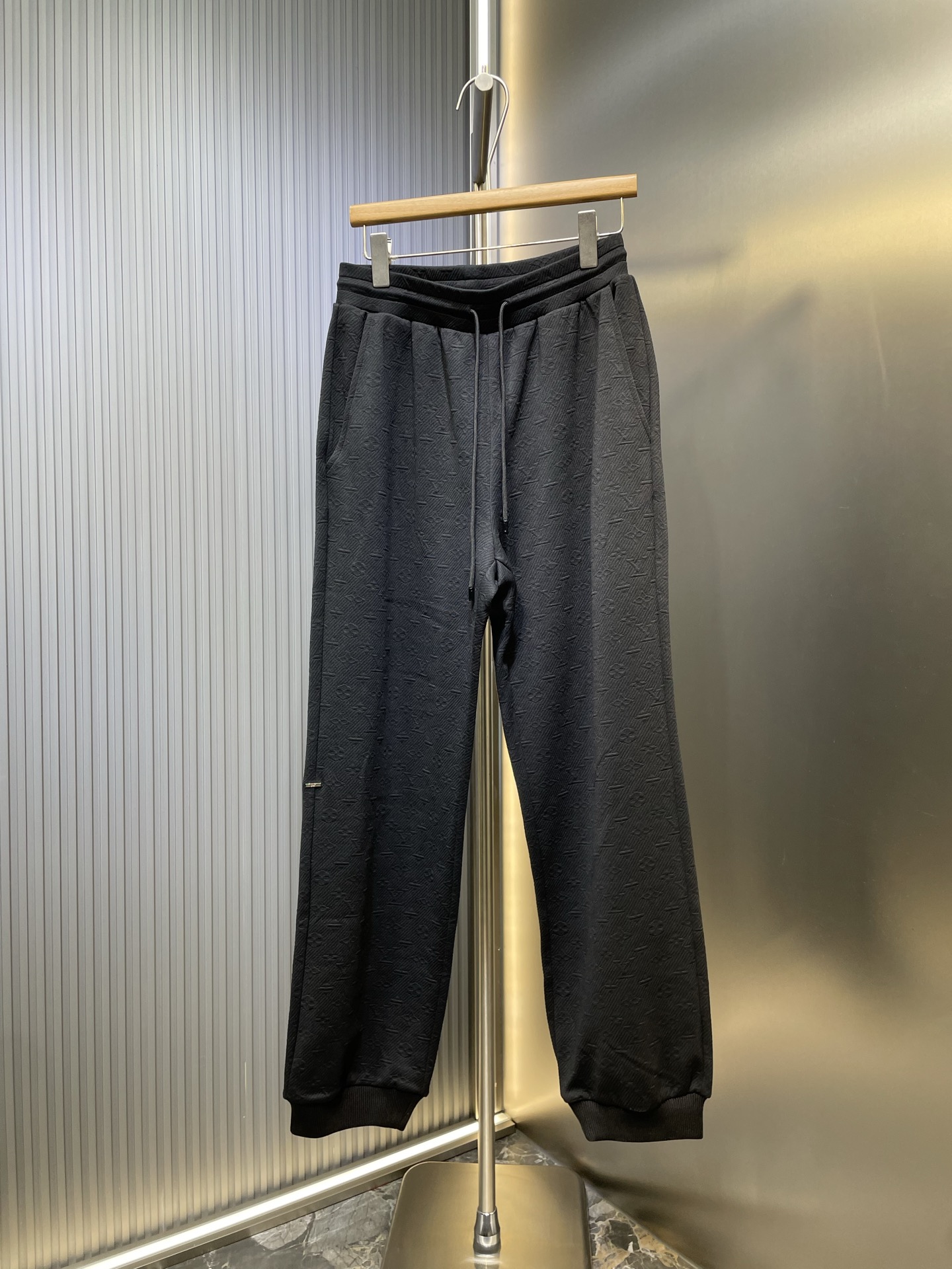 LOUIS VUITTON LV 루이비통 자카드 니트 조거 팬츠 바지 의류