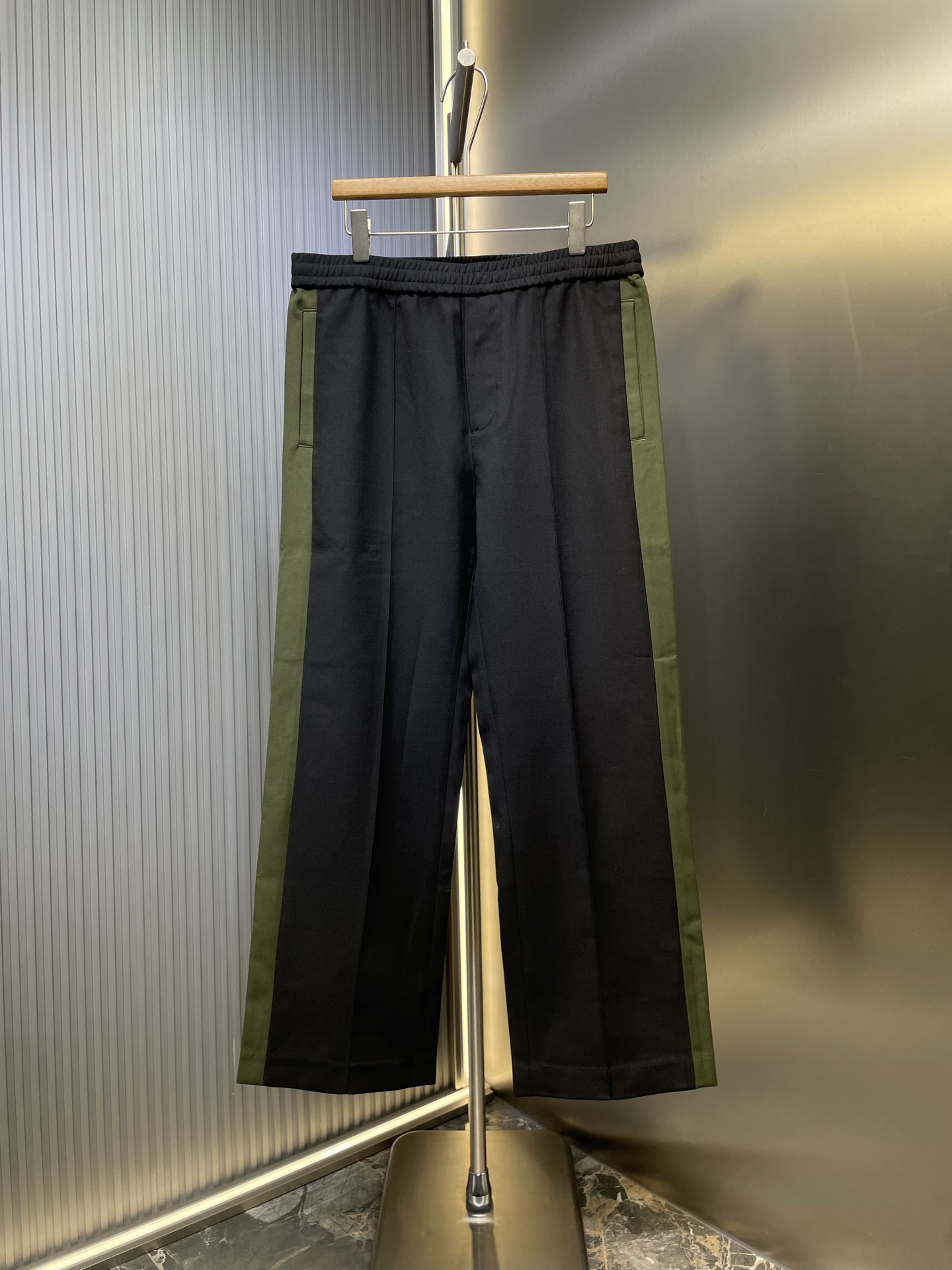 GUCCI 구찌 배색 트레이닝 팬츠 바지 의류