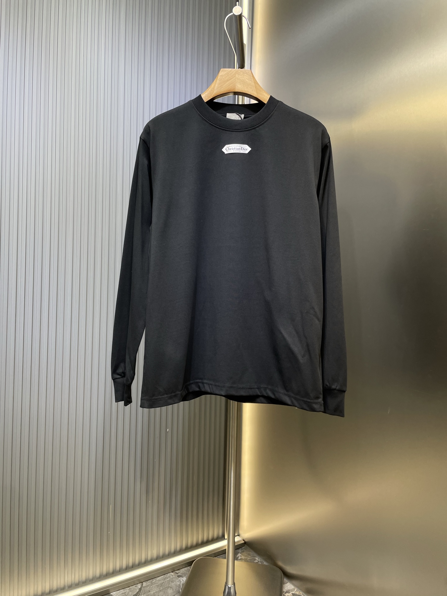 DIOR CD 디올 로고 장식 롱슬리브 긴팔 티셔츠 의류