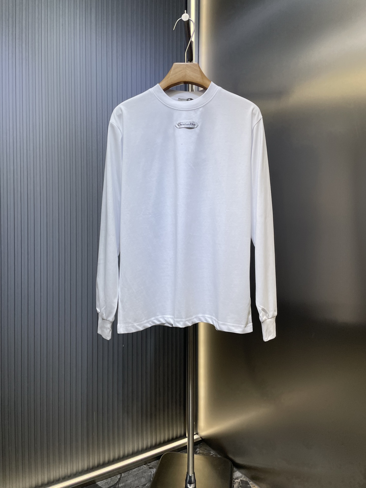 DIOR CD 디올 로고 장식 롱슬리브 긴팔 티셔츠 의류