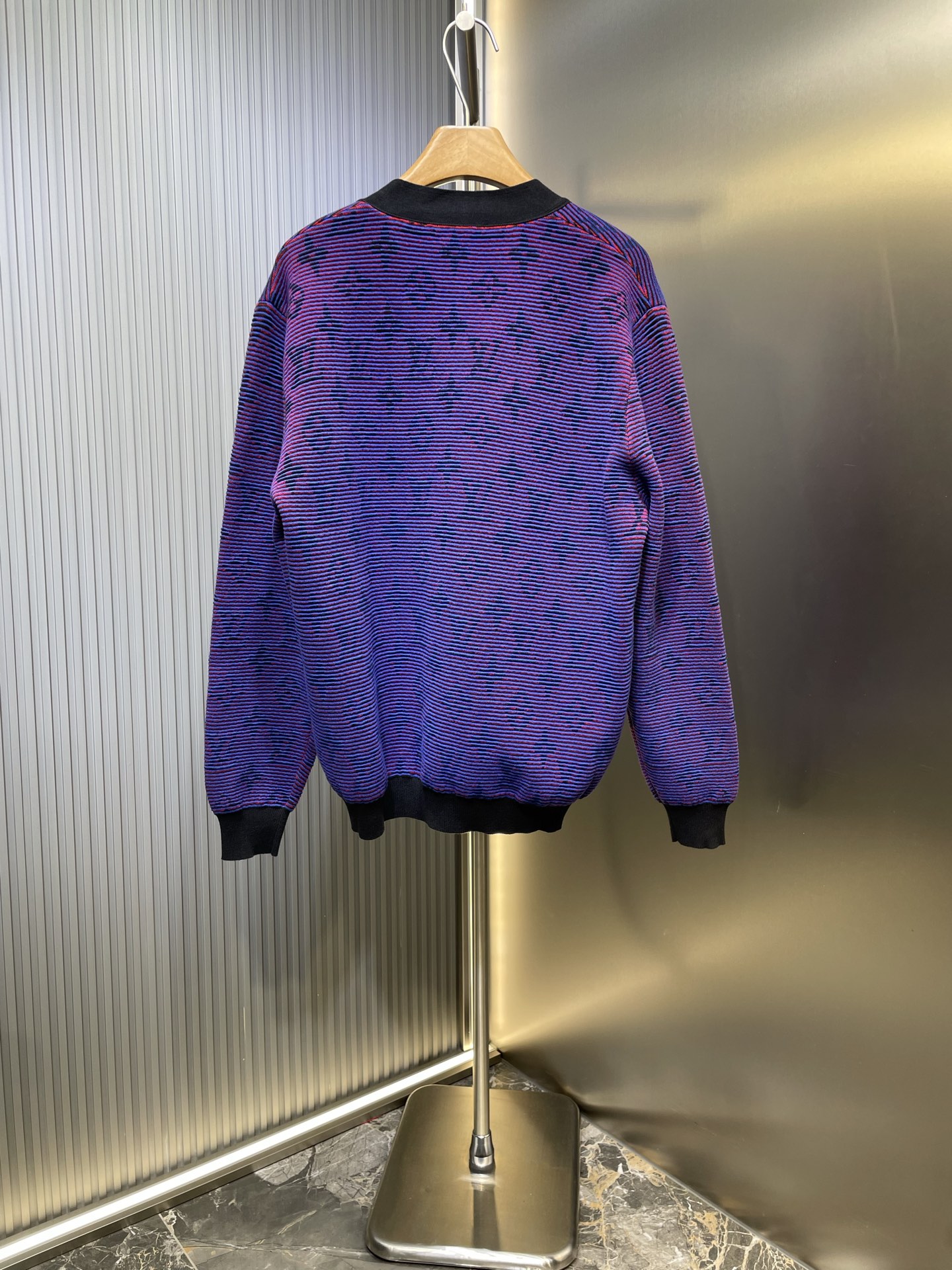 Louis Vuitton LV 루이비통 모노그램 자카드 그라데이션 버튼 가디건 의류