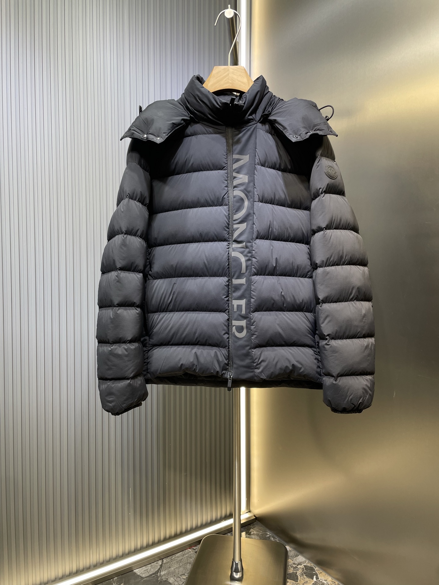 Moncler 몽클레어 몽클레르 후드 다운 패딩 점퍼 재킷 자켓 의류