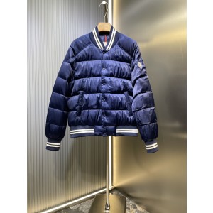 Moncler 몽클레어 몽클레르 집업 패딩 자켓 점퍼 의류