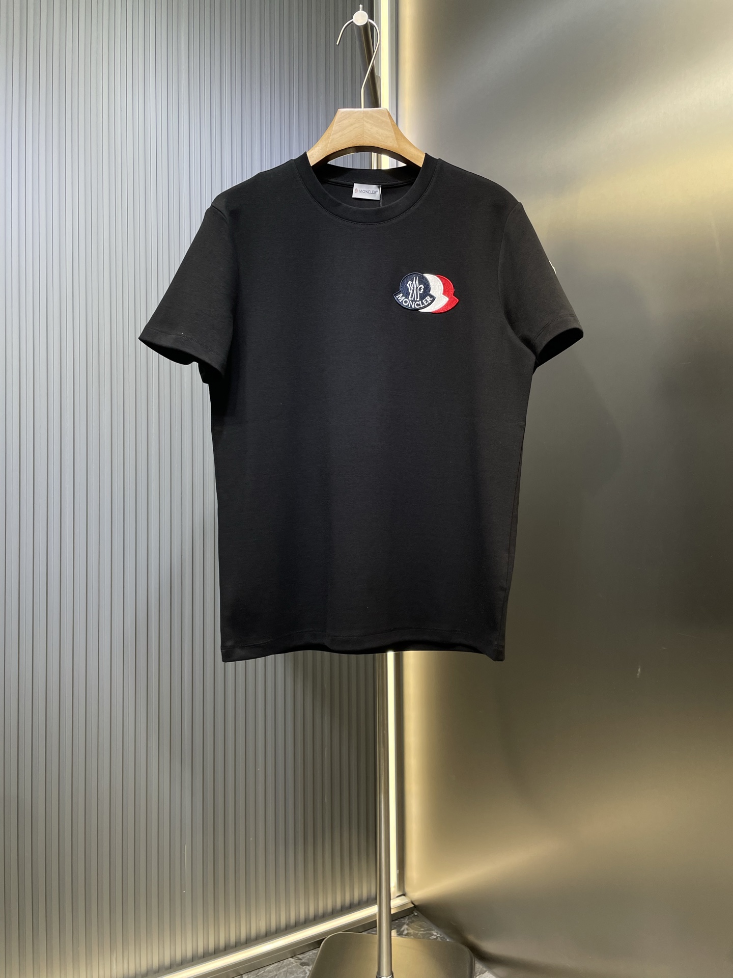 Moncler 몽클레어 몽클레르 삼색 로고 자수 반팔 티셔츠 의류