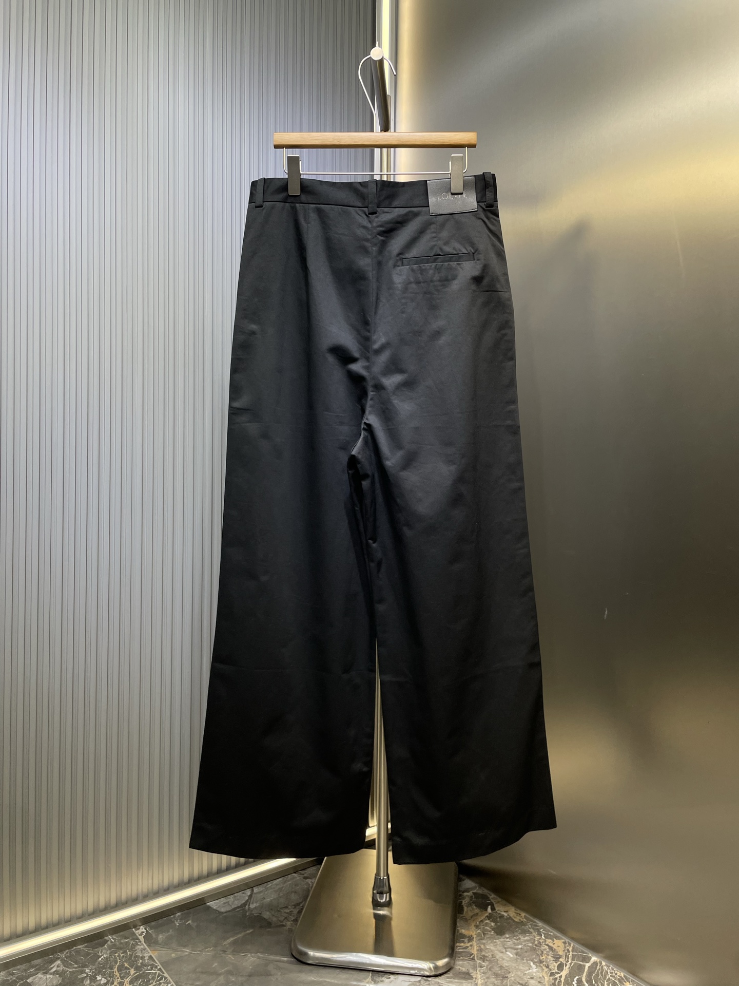 LOEWE 로에베 코튼 플리츠 팬츠 바지 의류