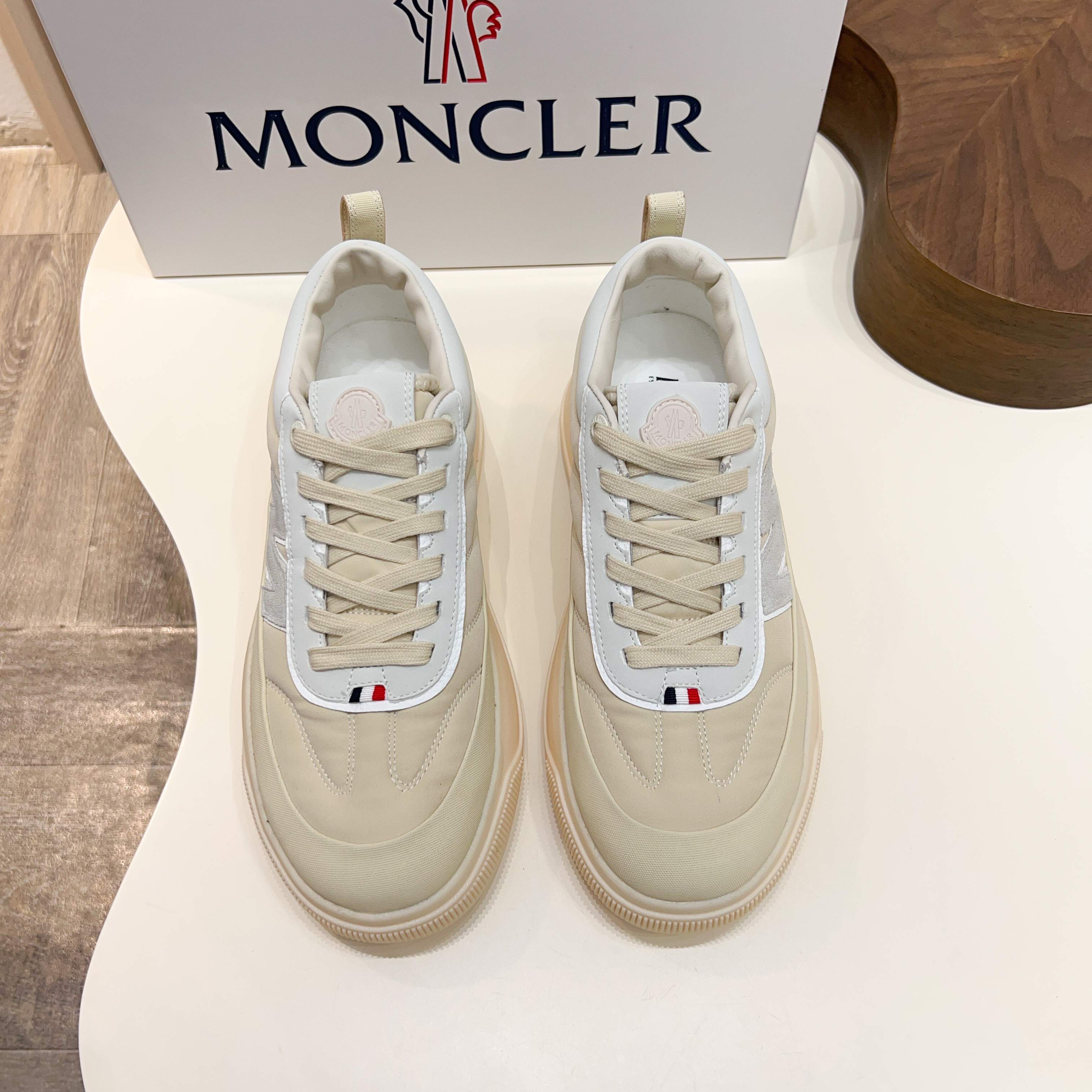 Moncler ALTIVE 몽클레어 몽클레르 스니커즈 운동화 신발