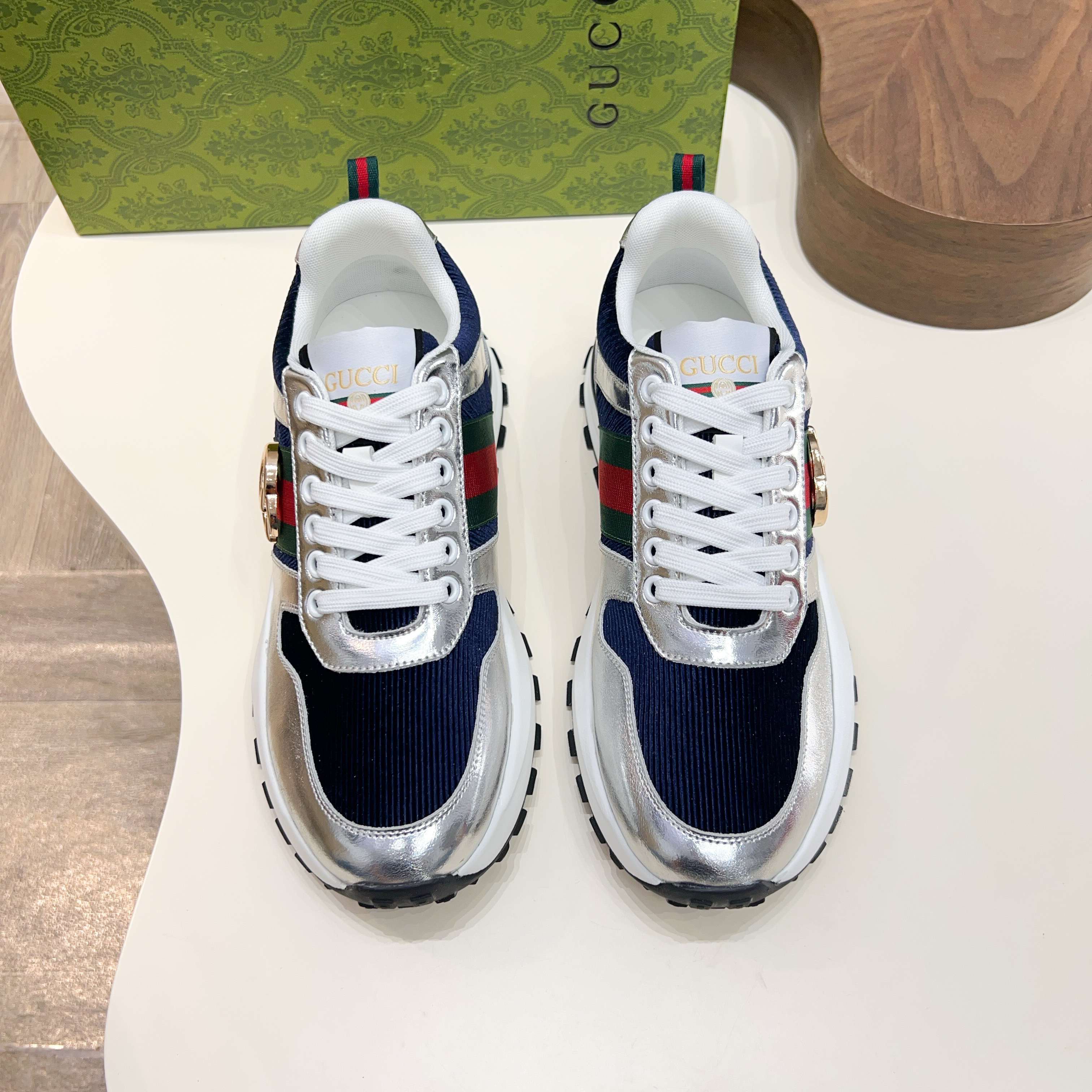 GUCCI 구찌 남성 스니커즈 신발