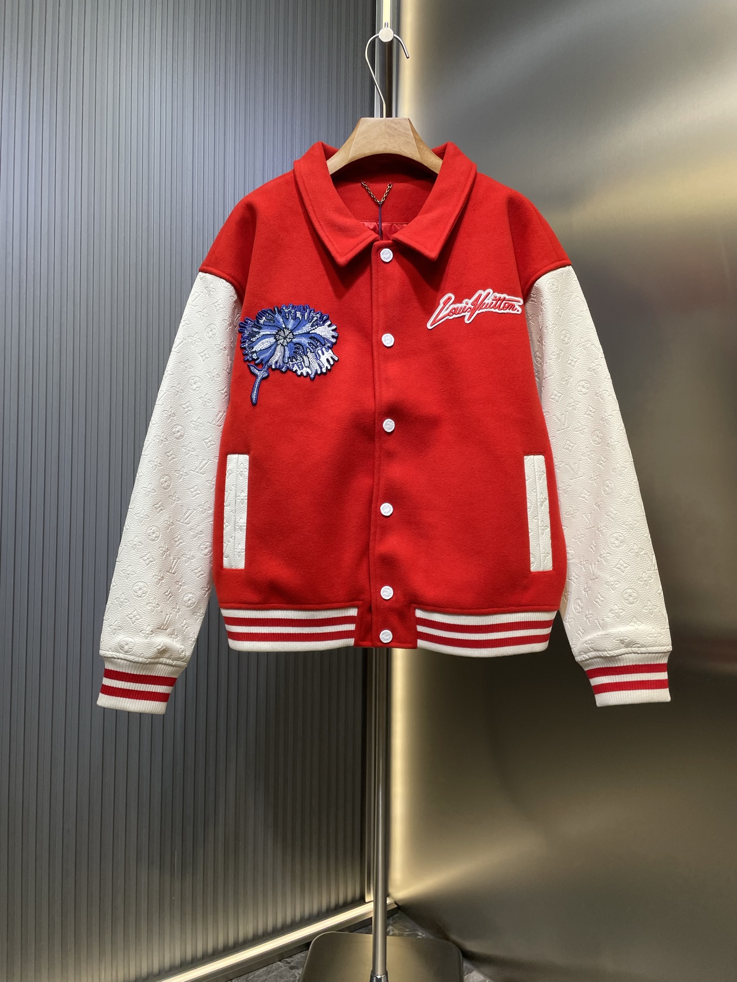 LOUIS VUITTON LV 루이비통 클래식 바시티 웨이스트 재킷 자켓 의류