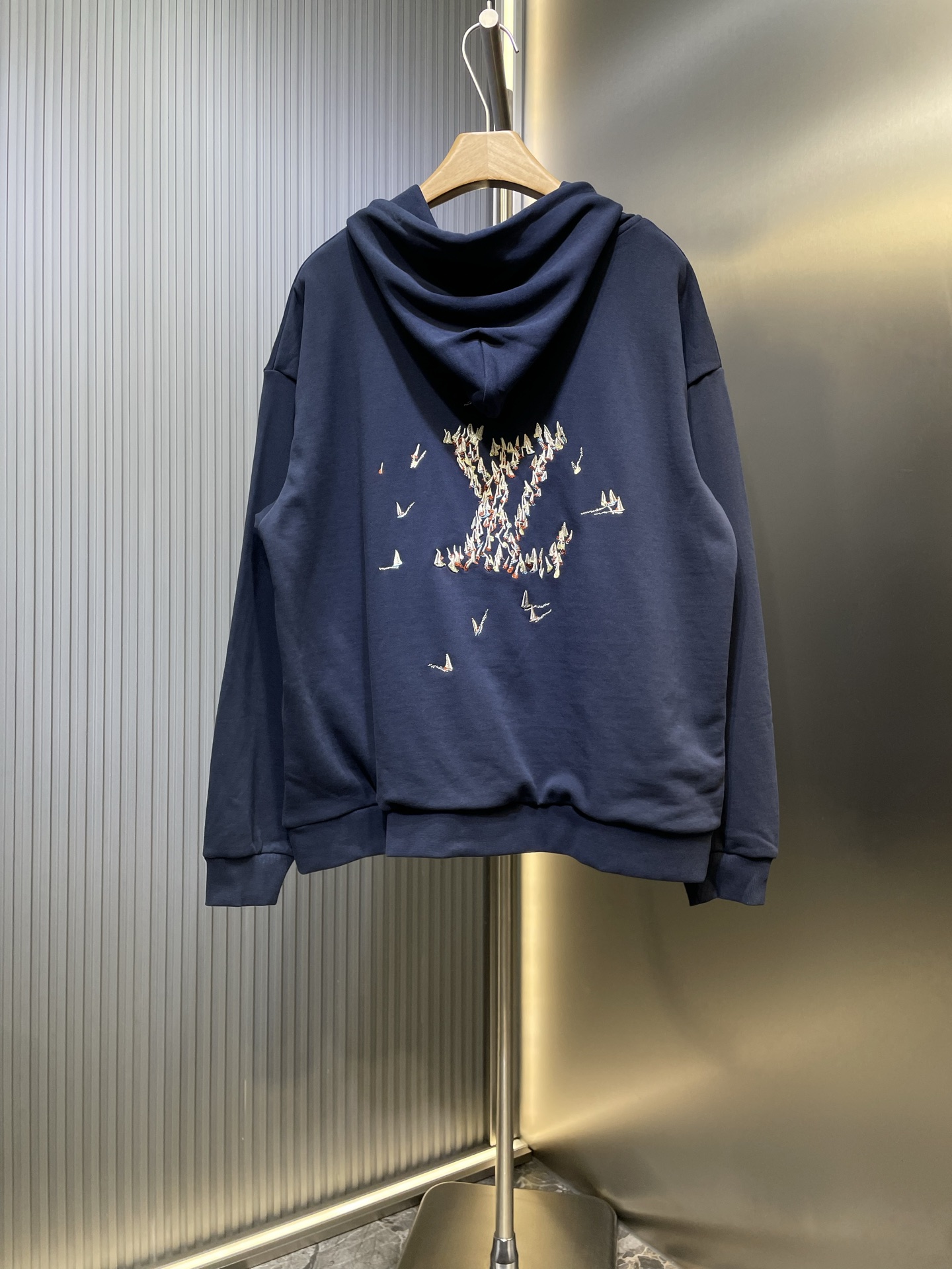 Louis Vuitton LV 루이비통 자수 후드티 의류