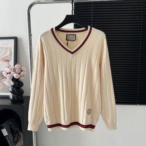 Gucci 구찌 V넥 니트 스웨터 의류