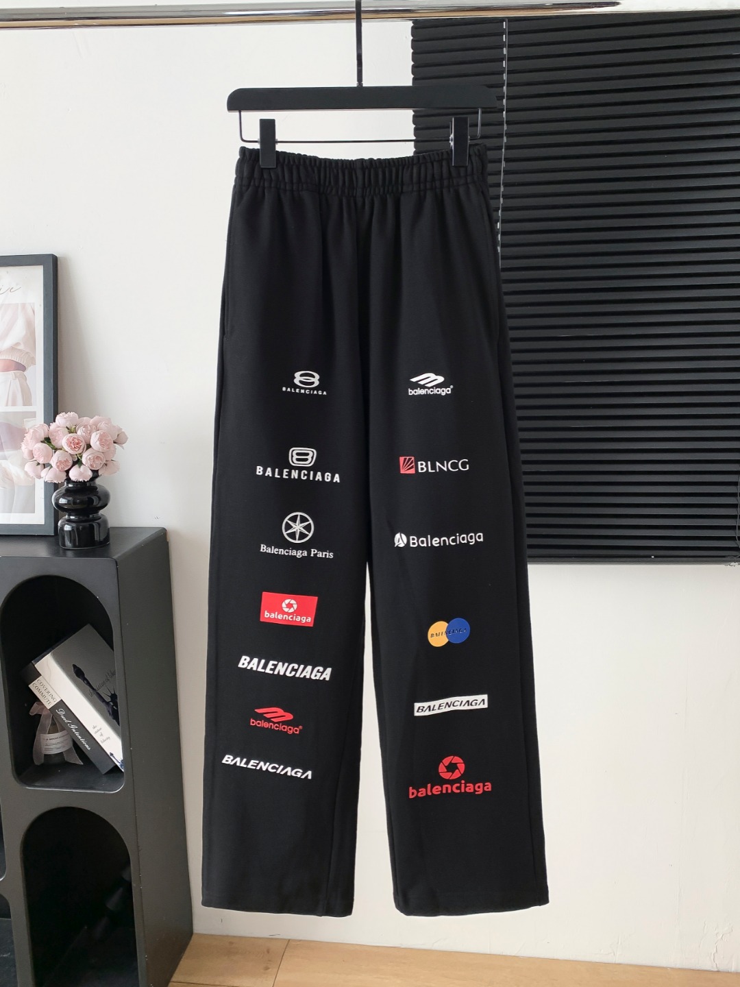 Balenciaga 발렌시아가 프린트 스트레이트 팬츠 바지 의류