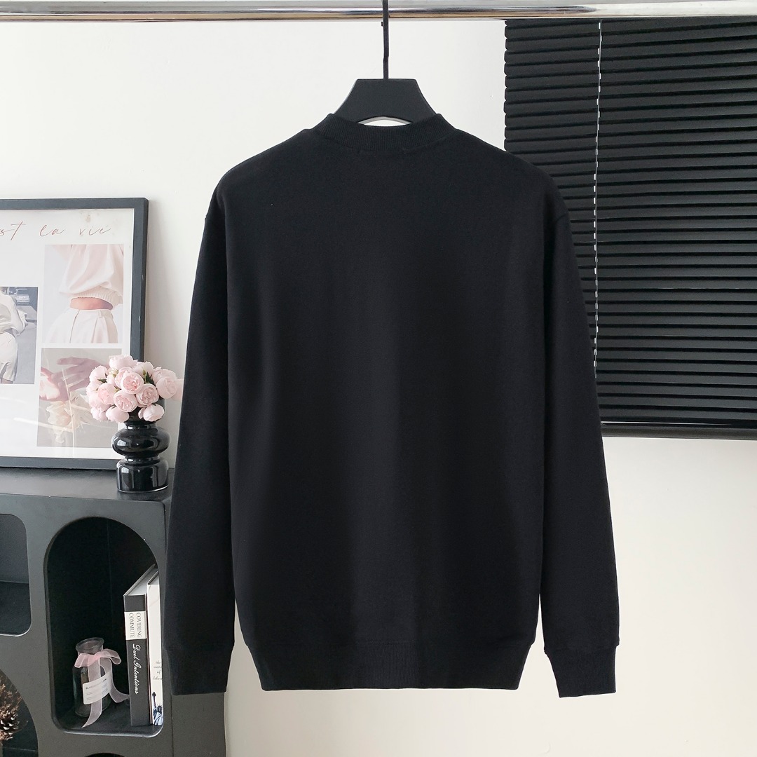 Prada 프라다 대형 로고 자수 라운드넥 맨투맨 티셔츠 의류