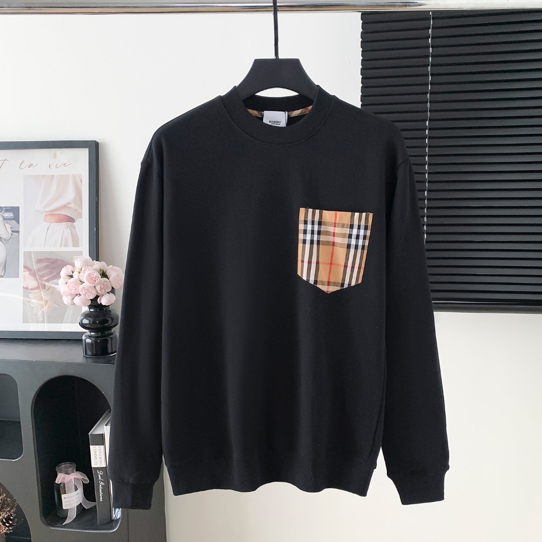 Burberry 버버리 대형 로고 포켓 라운드넥 맨투맨 티셔츠 의류