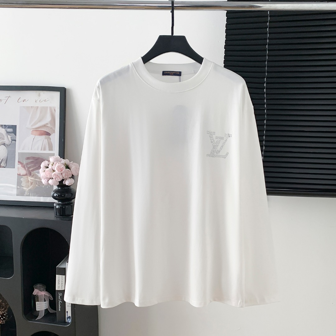 LV 루이비통 원형 로고 스팽글 레터링 긴팔 티셔츠 의류