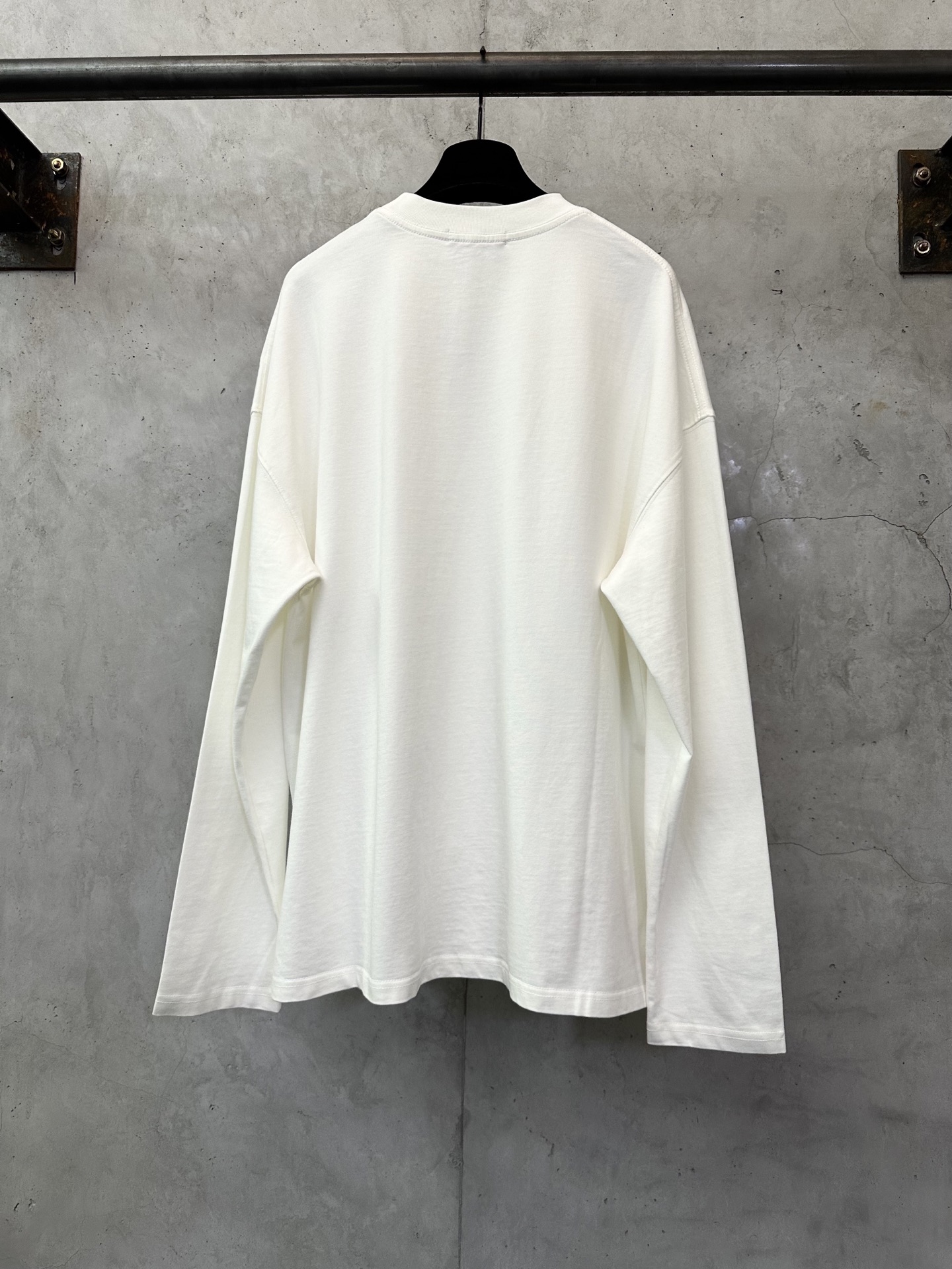 Prada 프라다 가죽 로고 라벨 크루넥 긴팔 티셔츠 의류